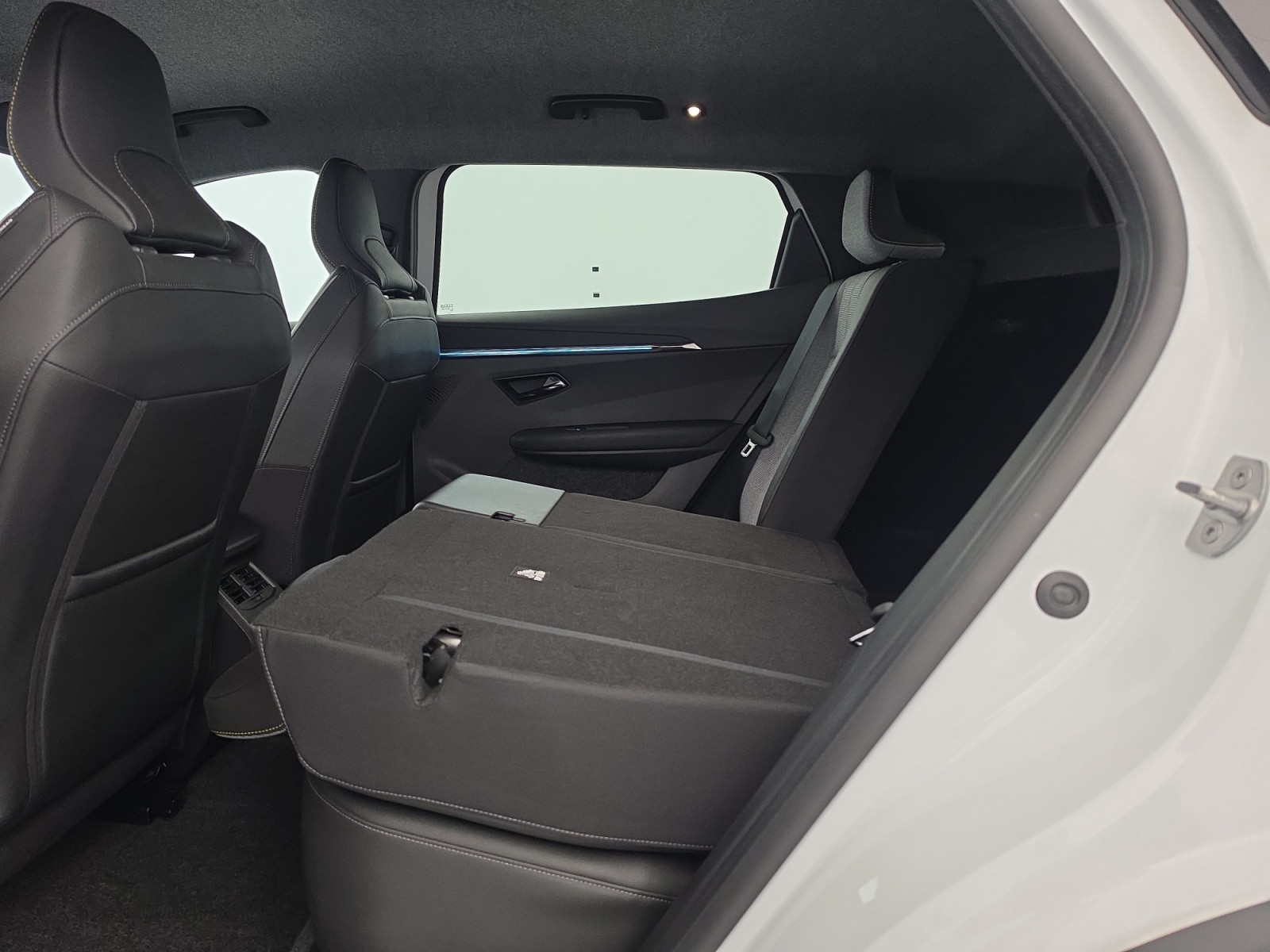 Vente en ligne Renault Scenic E-Tech Scenic E-Tech électrique 220 ch grande autonomie au prix de 37 490 €