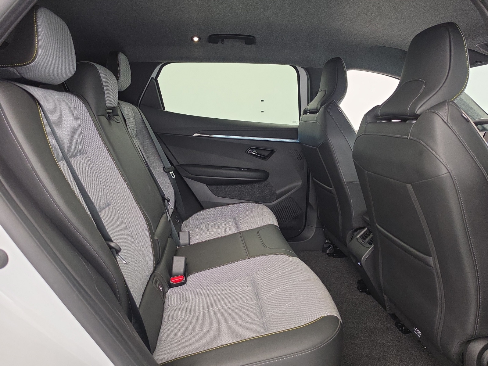 Vente en ligne Renault Scenic E-Tech Scenic E-Tech électrique 220 ch grande autonomie au prix de 37 490 €