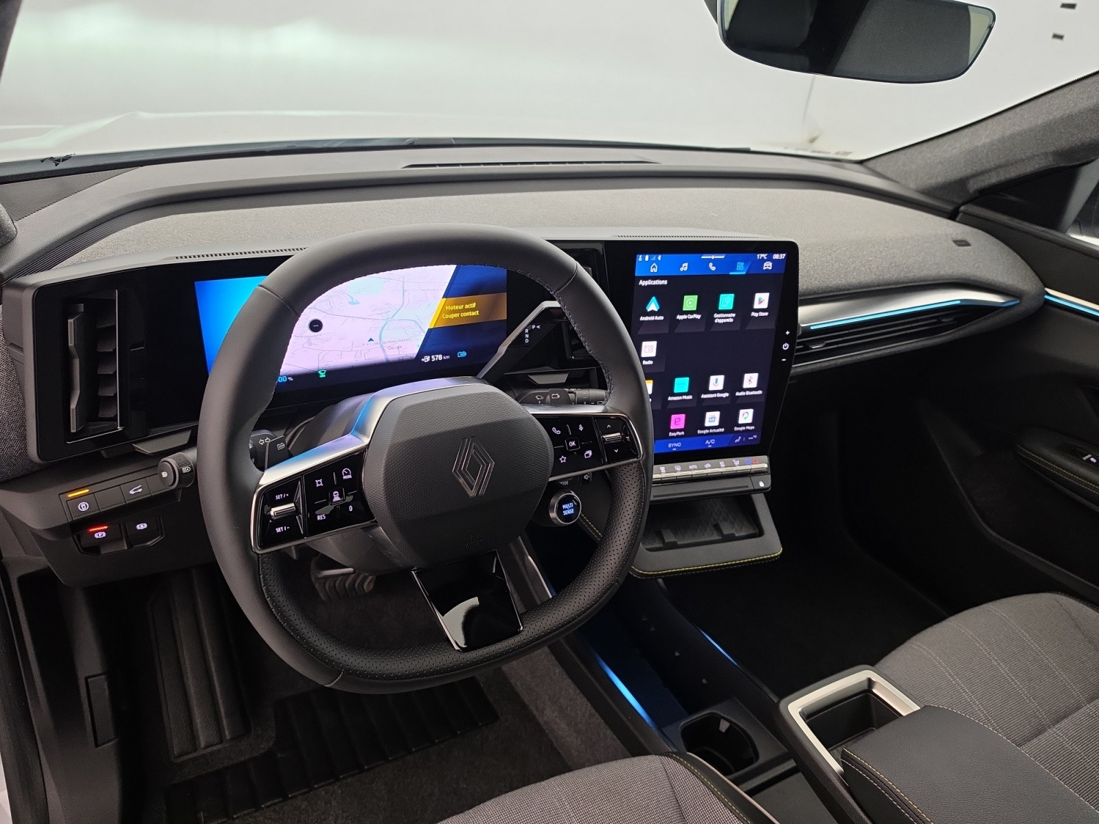 Vente en ligne Renault Scenic E-Tech Scenic E-Tech électrique 220 ch grande autonomie au prix de 37 490 €