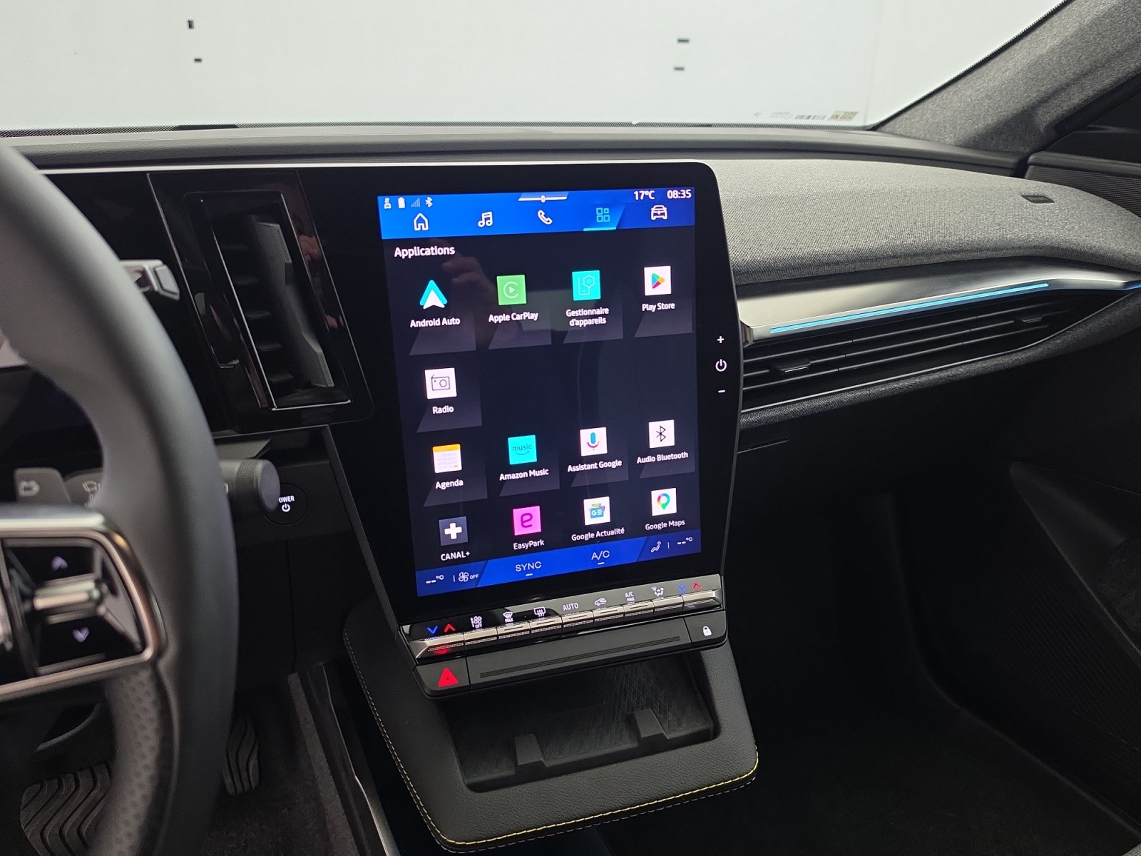 Vente en ligne Renault Scenic E-Tech Scenic E-Tech électrique 220 ch grande autonomie au prix de 37 490 €
