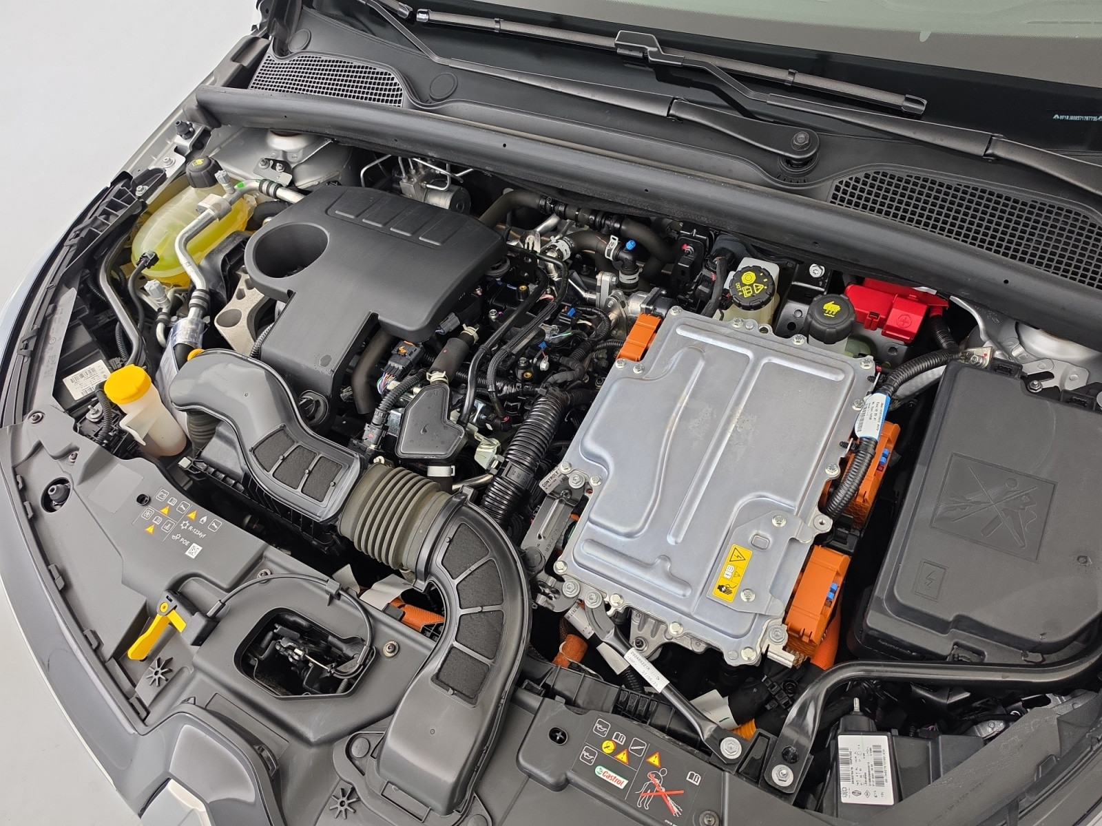 Vente en ligne Renault Clio 5 Clio E-Tech full hybrid 145 au prix de 18 490 €