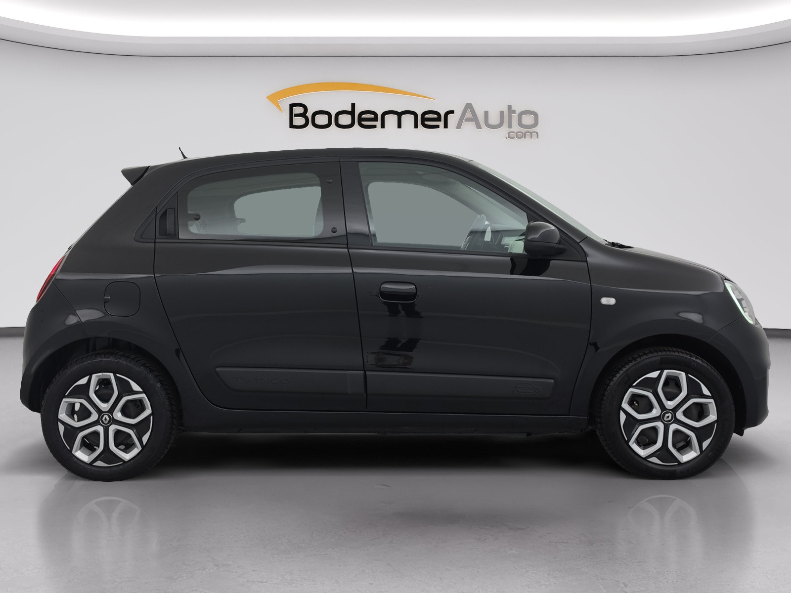 Vente en ligne Renault Twingo Electrique Twingo III E-Tech au prix de 13 490 €
