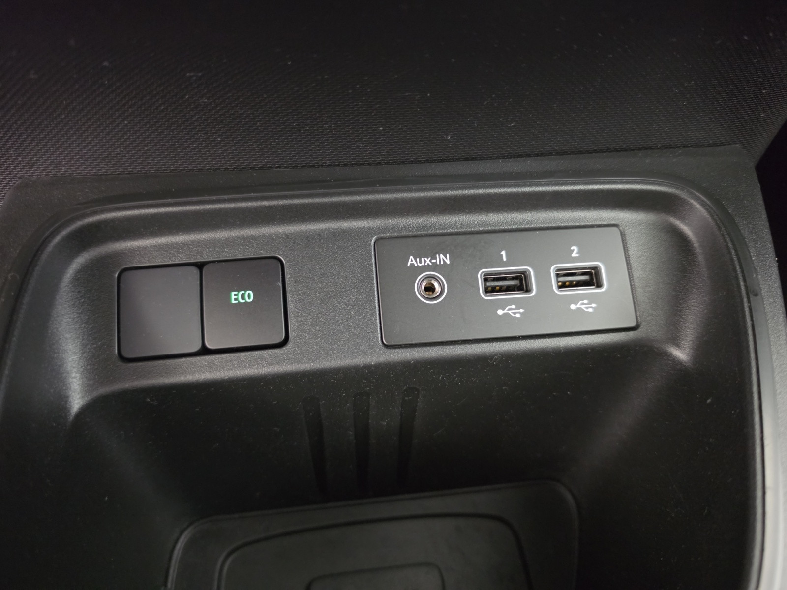 Vente en ligne Renault Twingo Electrique Twingo III E-Tech au prix de 13 490 €