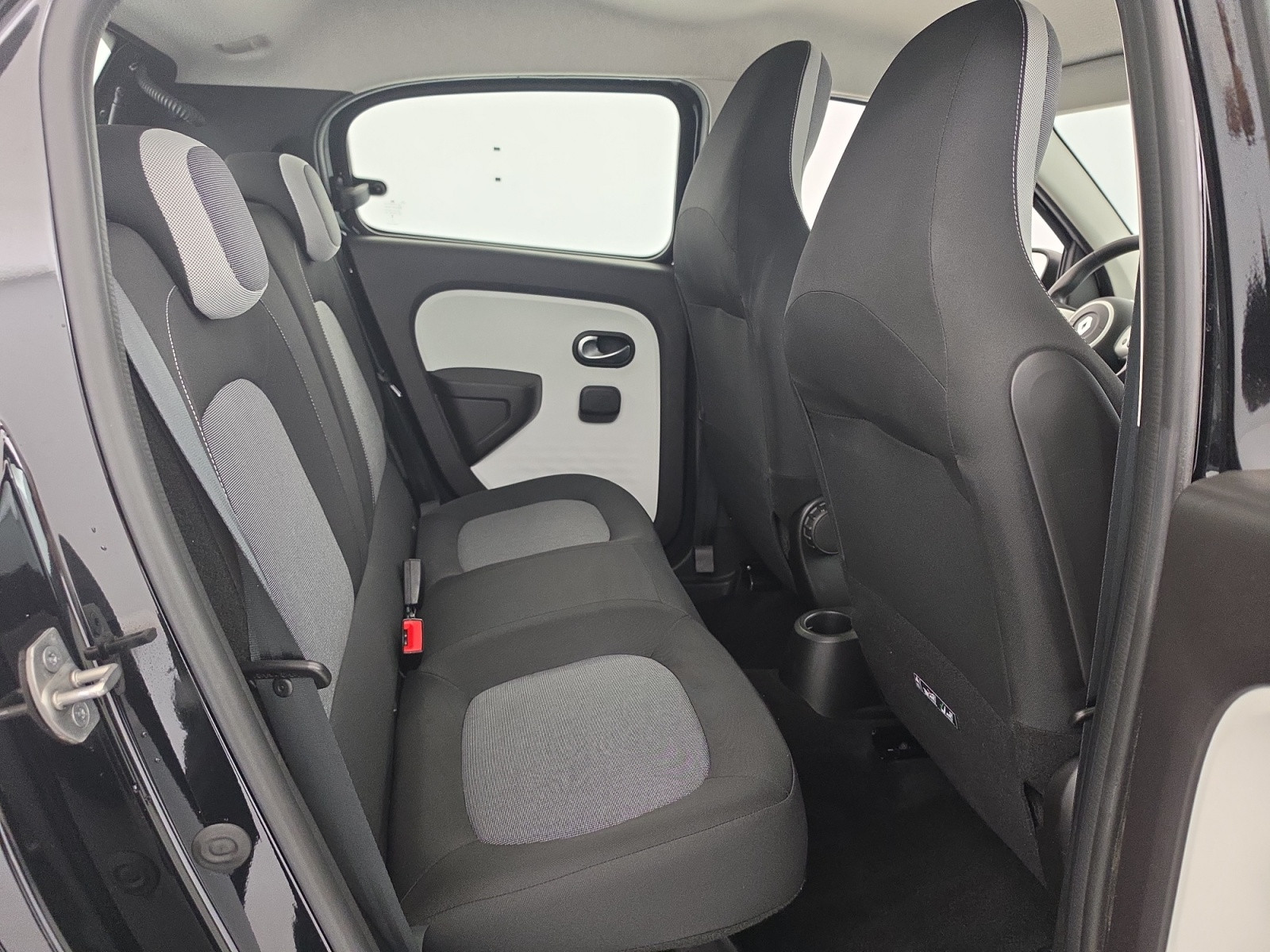 Vente en ligne Renault Twingo Electrique Twingo III E-Tech au prix de 13 490 €