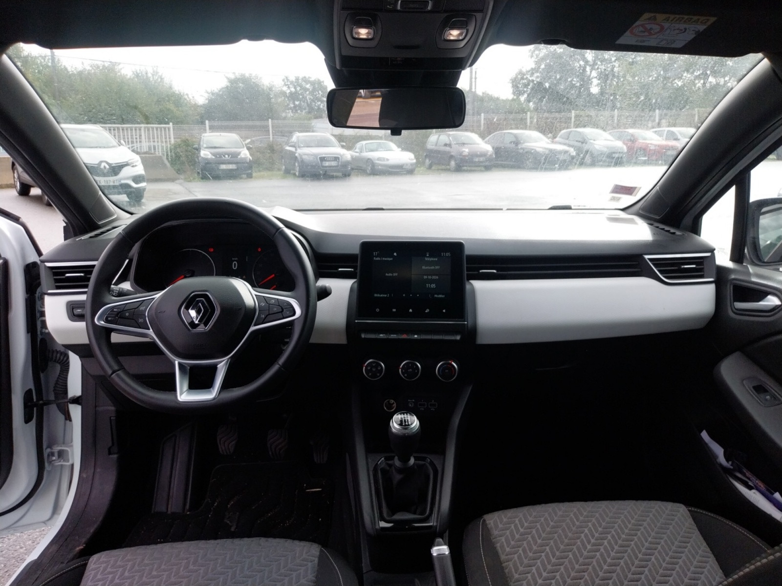 Vente en ligne Renault Clio 5 Clio TCe 90 - 21N au prix de 13 990 €