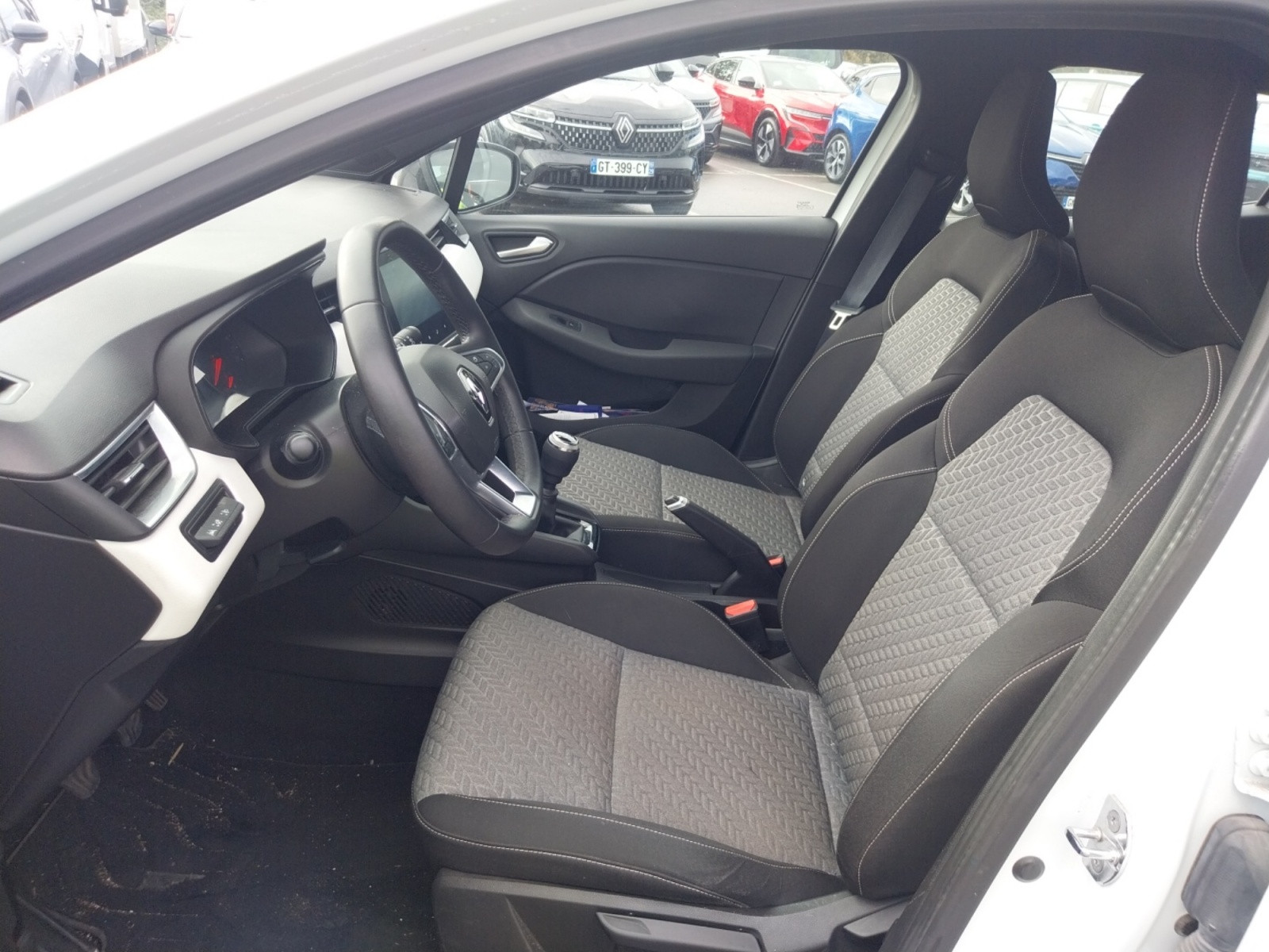 Vente en ligne Renault Clio 5 Clio TCe 90 - 21N au prix de 13 990 €