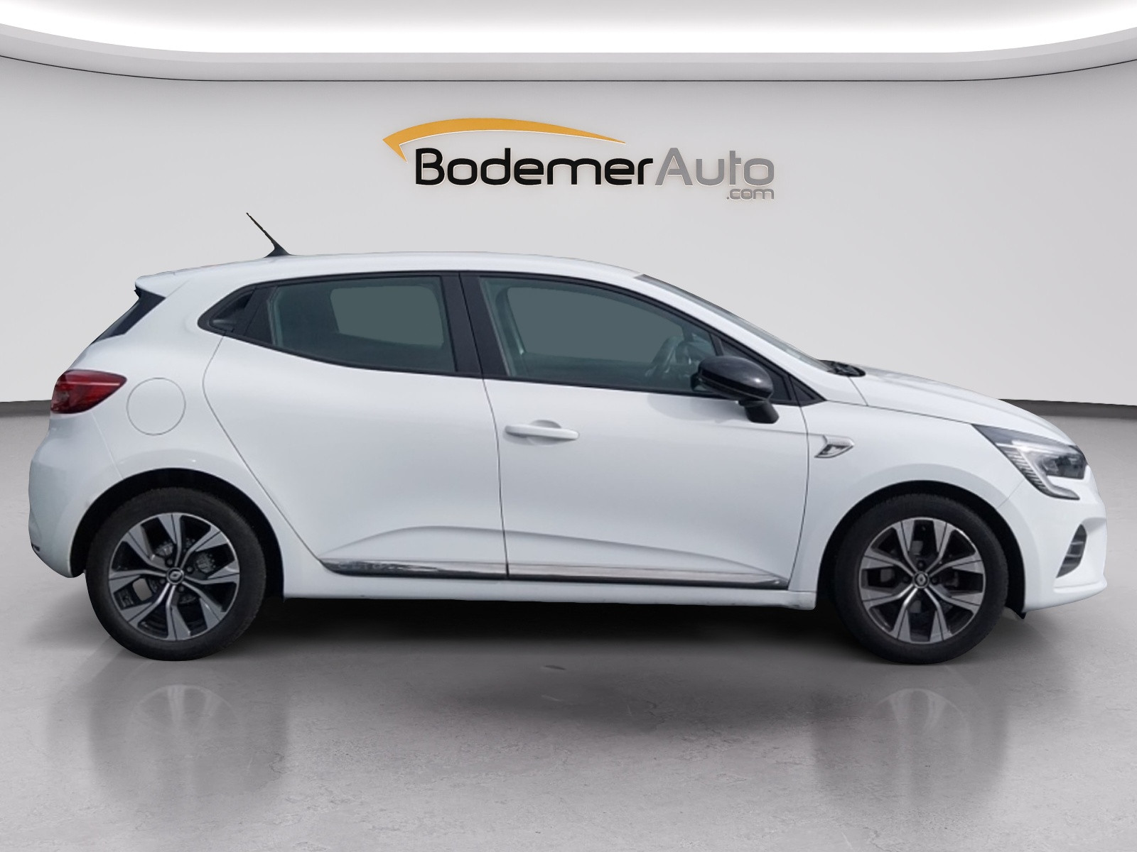 Vente en ligne Renault Clio 5 Clio TCe 90 - 21N au prix de 13 990 €