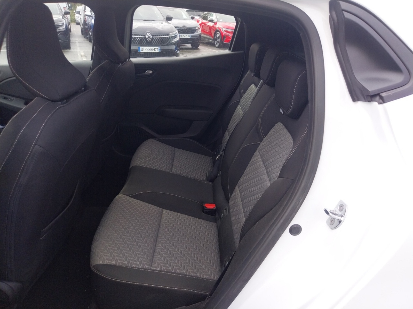 Vente en ligne Renault Clio 5 Clio TCe 90 - 21N au prix de 13 990 €