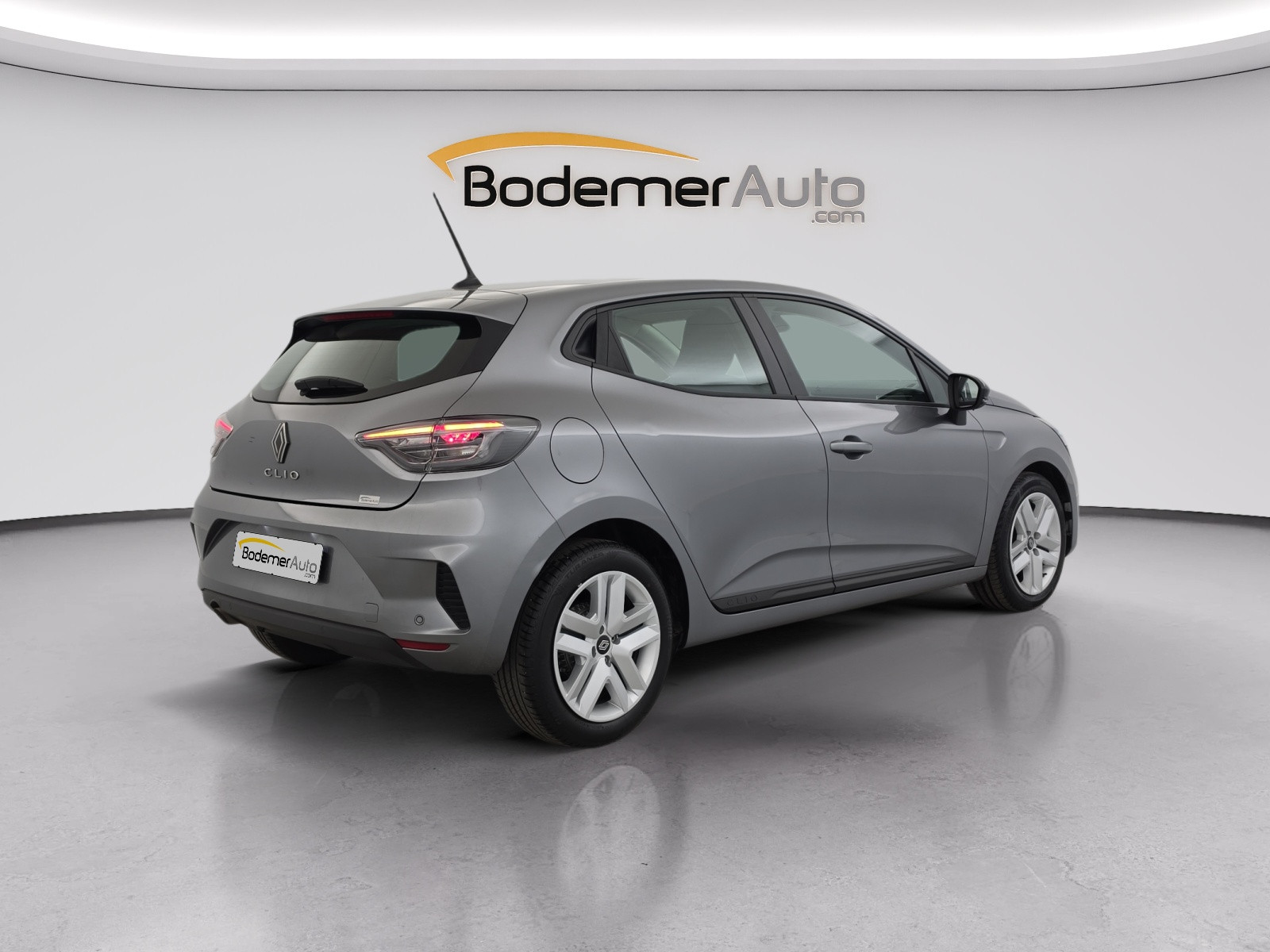 Vente en ligne Renault Clio 5 Clio SCe 65 au prix de 12 690 €