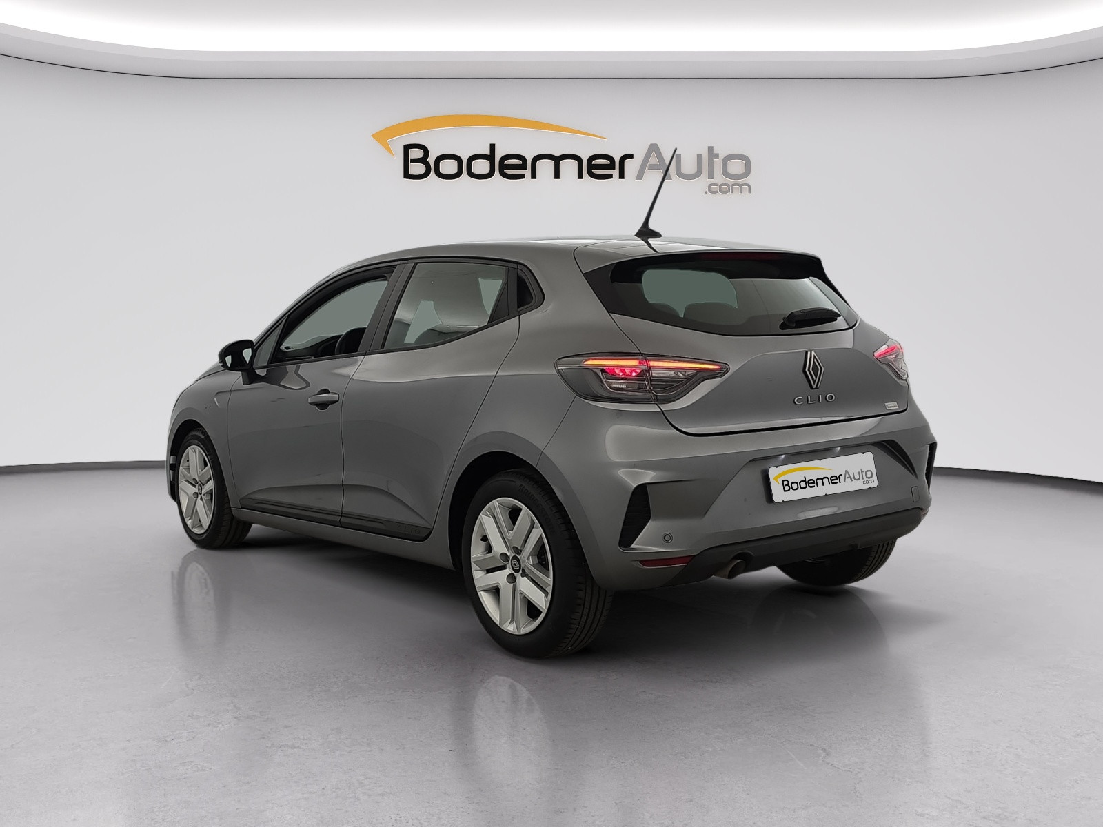 Vente en ligne Renault Clio 5 Clio SCe 65 au prix de 12 690 €