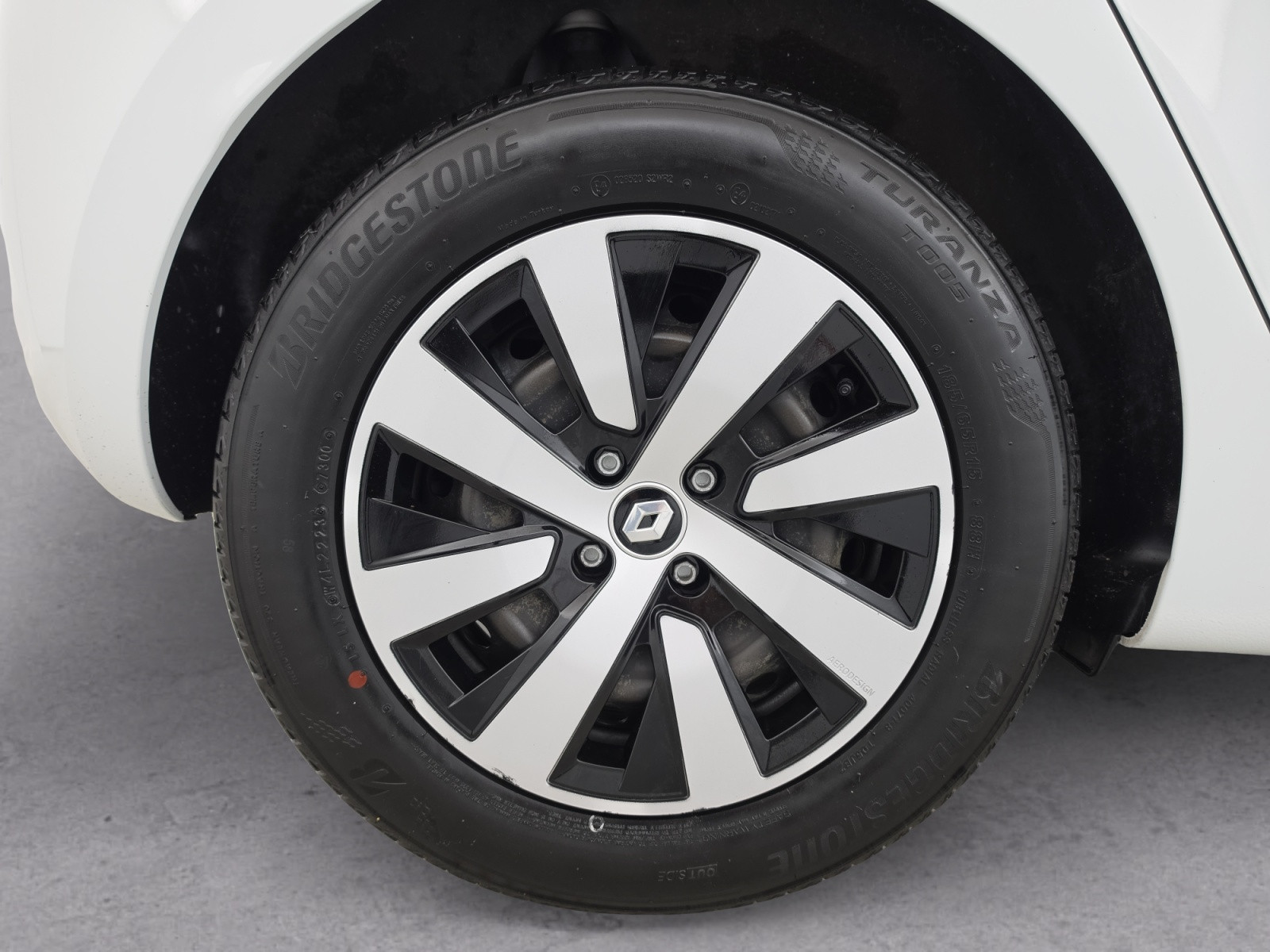 Vente en ligne Renault Clio 5 Clio TCe 90 au prix de 14 290 €