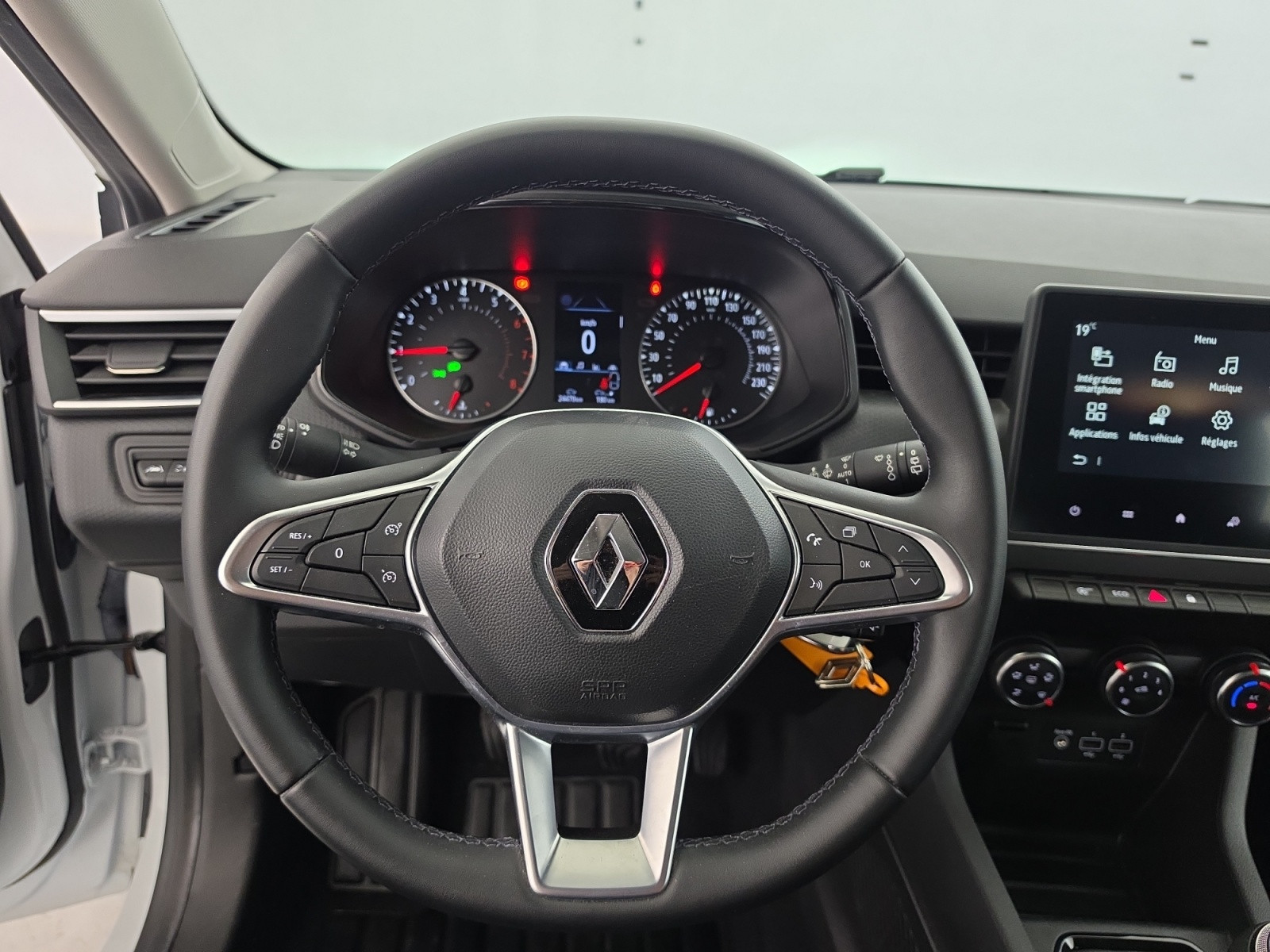 Vente en ligne Renault Clio 5 Clio TCe 90 au prix de 14 290 €