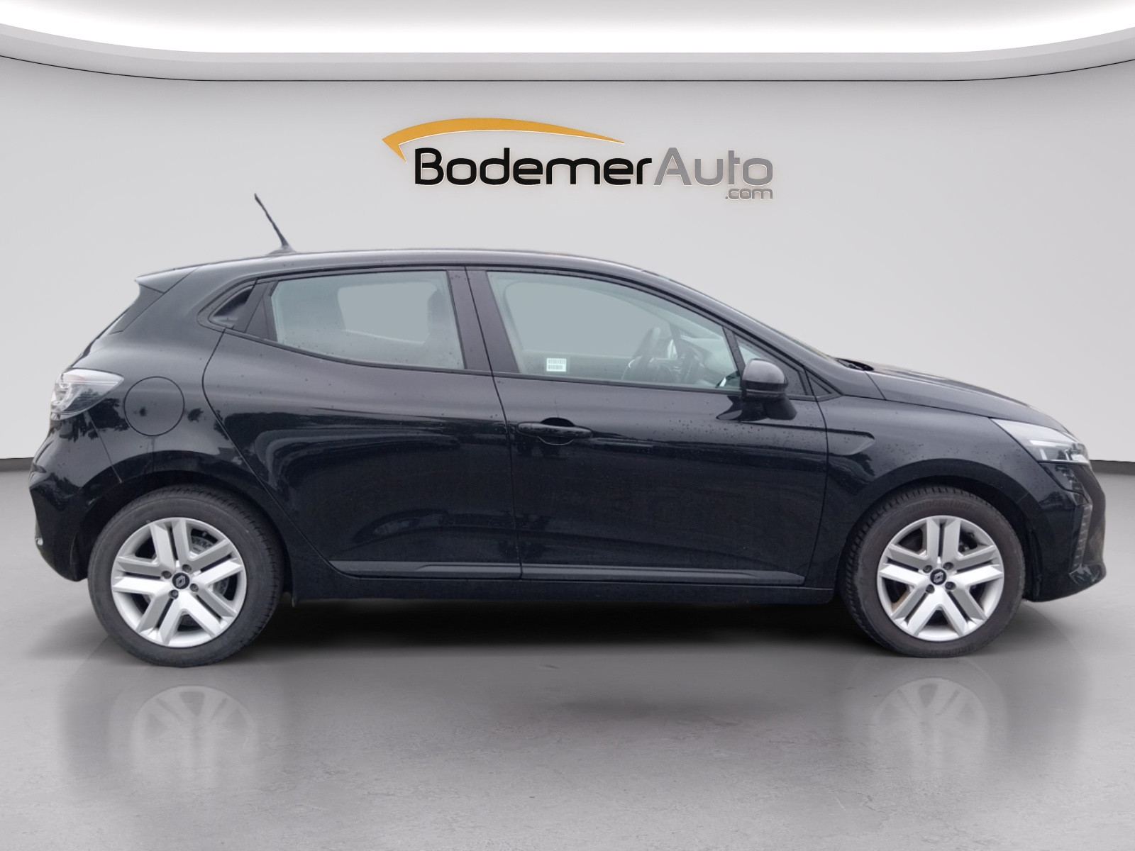 Vente en ligne Renault Clio 5 Clio Blue dCi 100 ch GSR2 au prix de 16 990 €