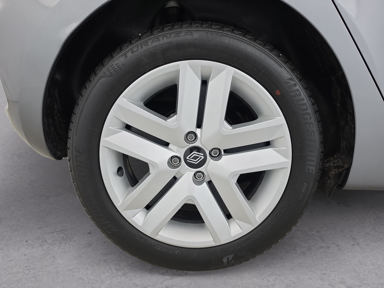 Vente en ligne Renault Clio 5 Clio SCe 65 au prix de 12 690 €