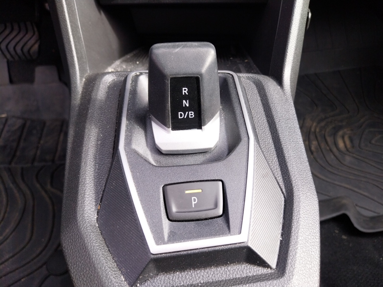 Vente en ligne Dacia Jogger  155 7 pl au prix de 26 990 €