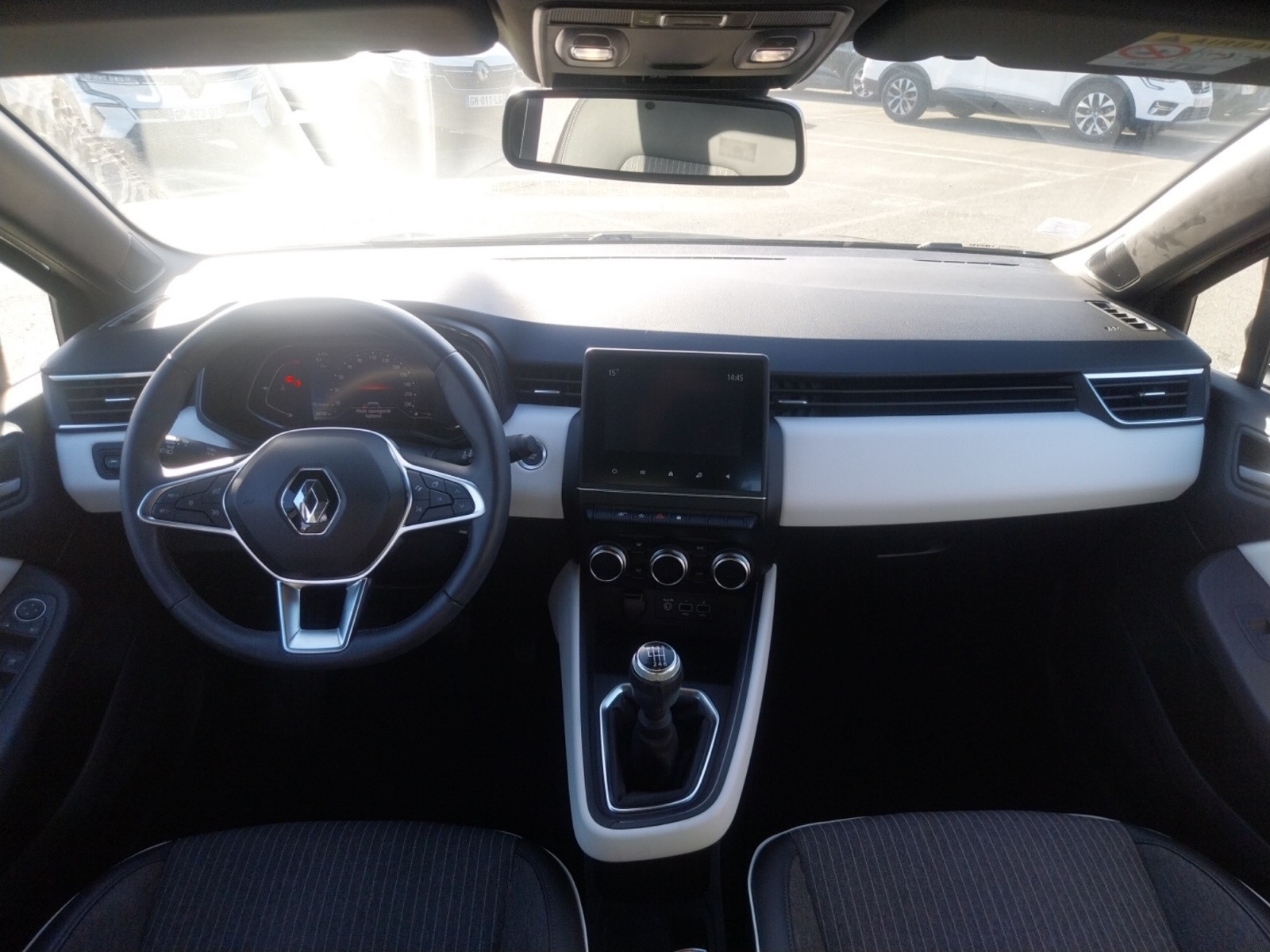 Vente en ligne Renault Clio 5 Clio TCe 90 - 21N au prix de 14 290 €