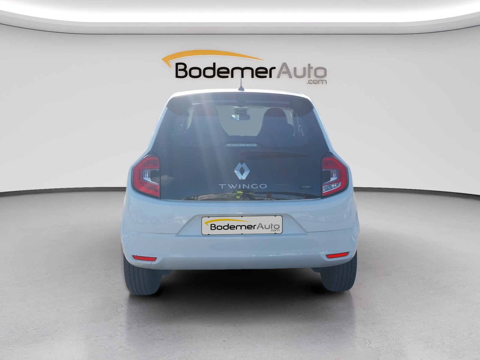Vente en ligne Renault Twingo Electrique Twingo III E-Tech au prix de 13 690 €