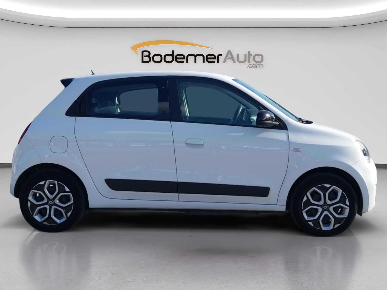 Vente en ligne Renault Twingo Electrique Twingo III E-Tech au prix de 13 690 €