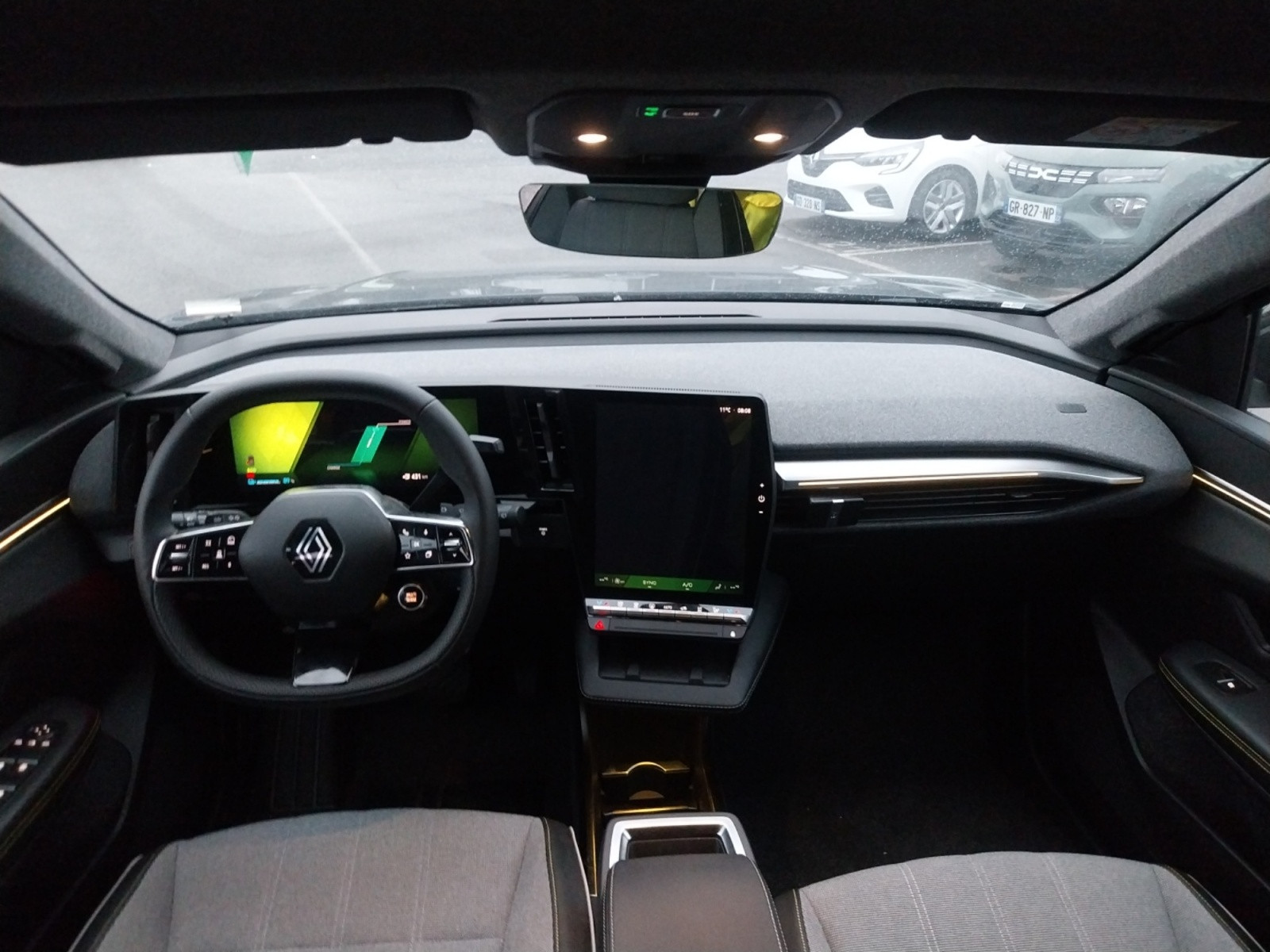 Vente en ligne Renault Scenic E-Tech Scenic E-Tech électrique 220 ch grande autonomie au prix de 37 990 €