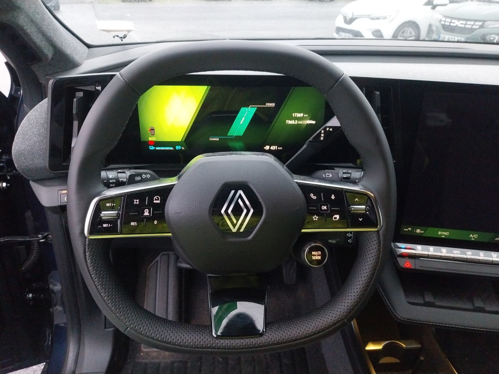 Vente en ligne Renault Scenic E-Tech Scenic E-Tech électrique 220 ch grande autonomie au prix de 37 990 €