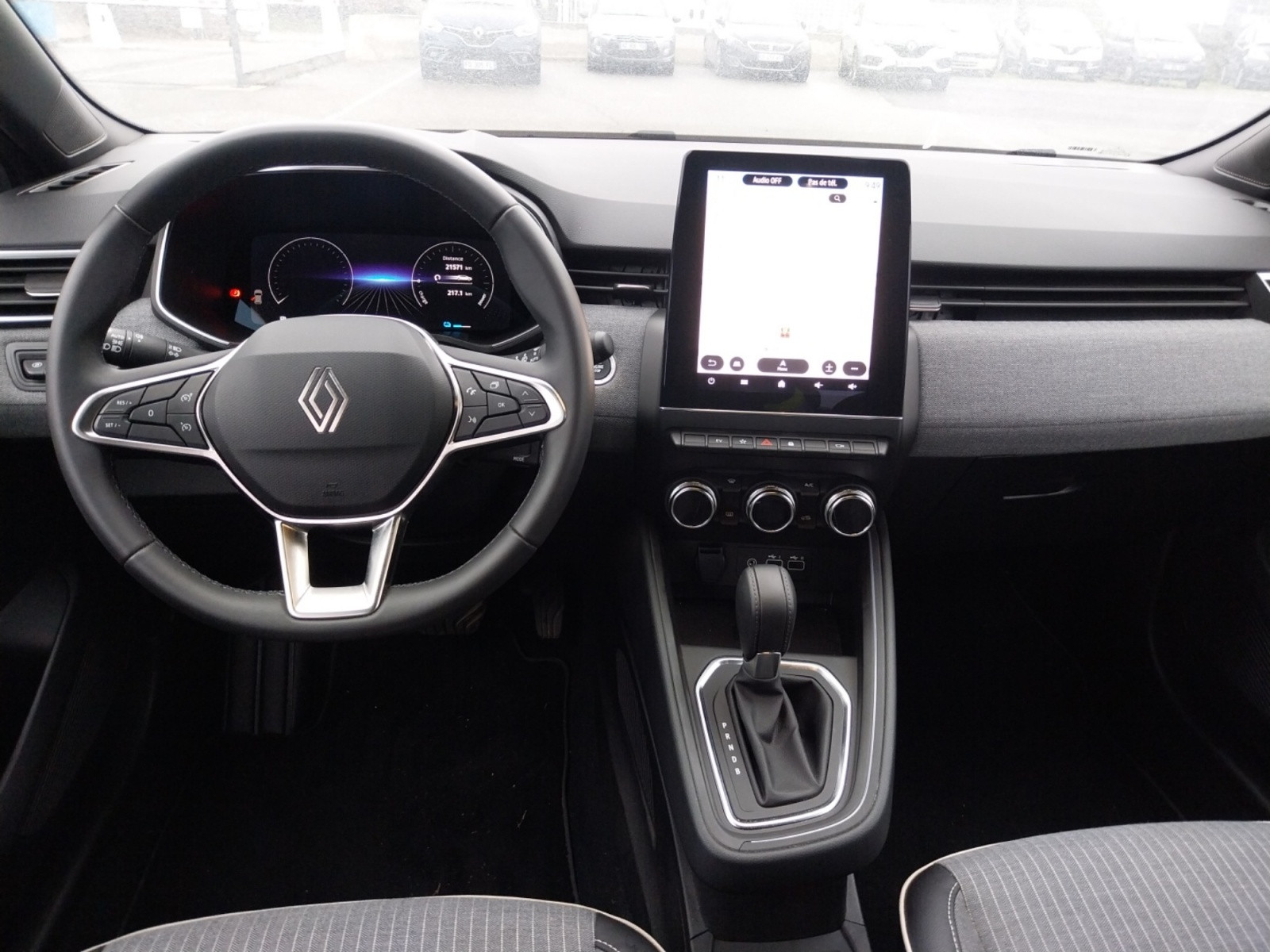 Vente en ligne Renault Clio 5 Clio E-Tech full hybrid 145 ch GSR2 au prix de 19 490 €
