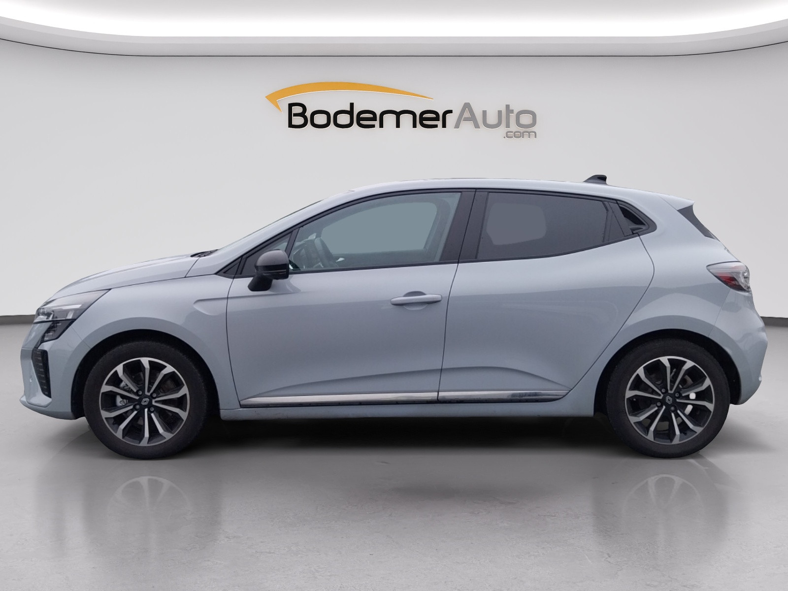 Vente en ligne Renault Clio 5 Clio E-Tech full hybrid 145 ch GSR2 au prix de 19 490 €