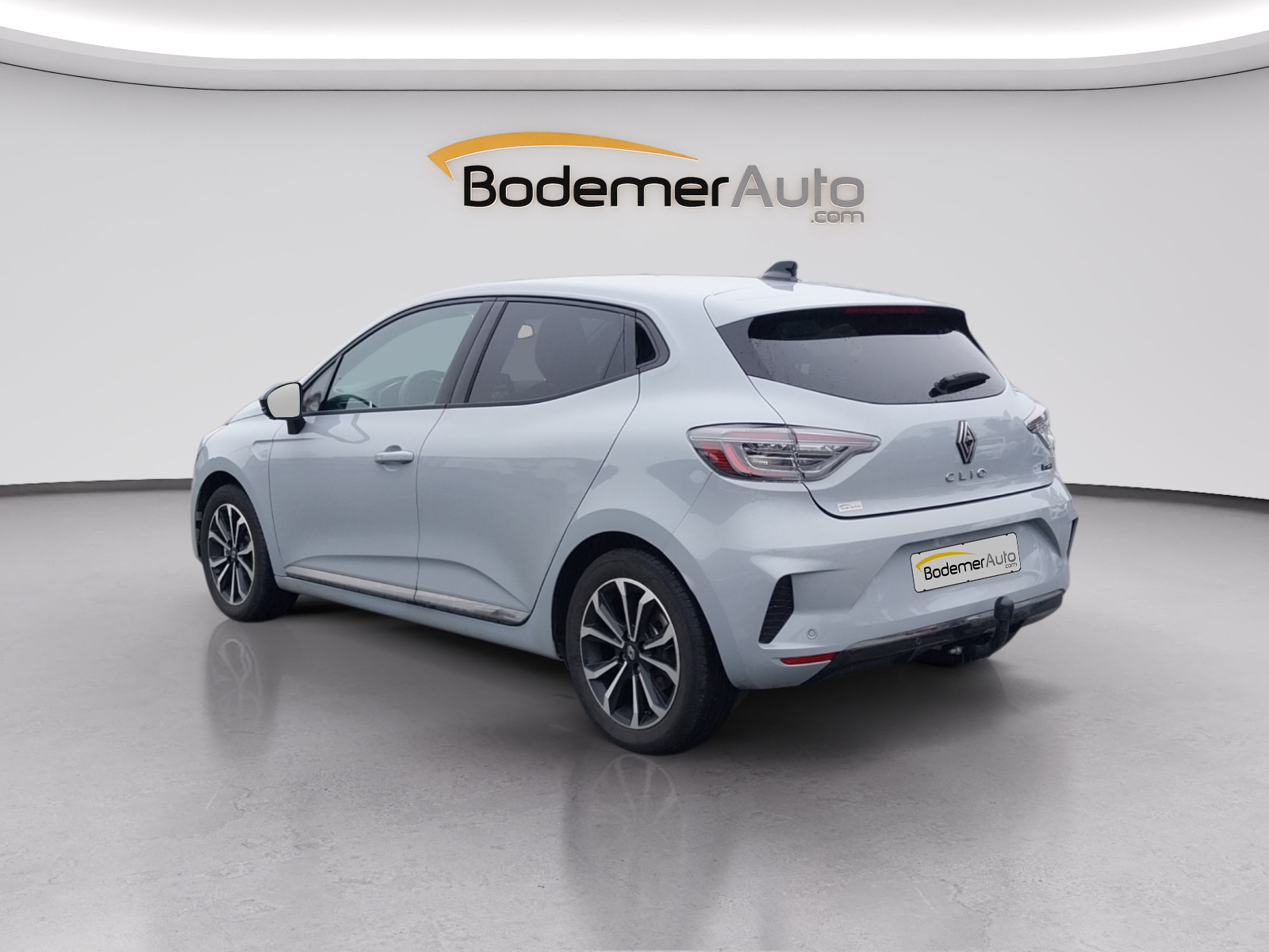 Vente en ligne Renault Clio 5 Clio E-Tech full hybrid 145 ch GSR2 au prix de 19 490 €