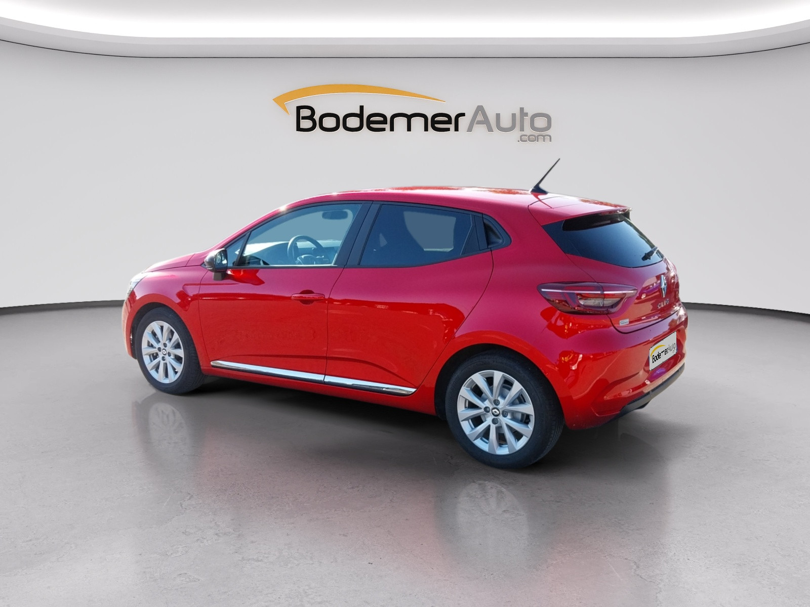 Vente en ligne Renault Clio 5 Clio E-Tech hybride 145 au prix de 17 290 €