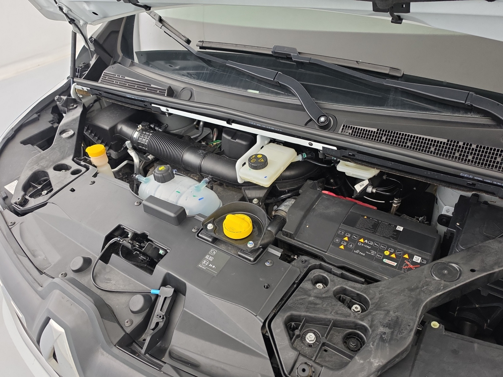 Vente en ligne Renault Trafic 3 Fourgon TRAFIC FGN L1H1 3000 KG BLUE DCI 130 au prix de 22 590 €