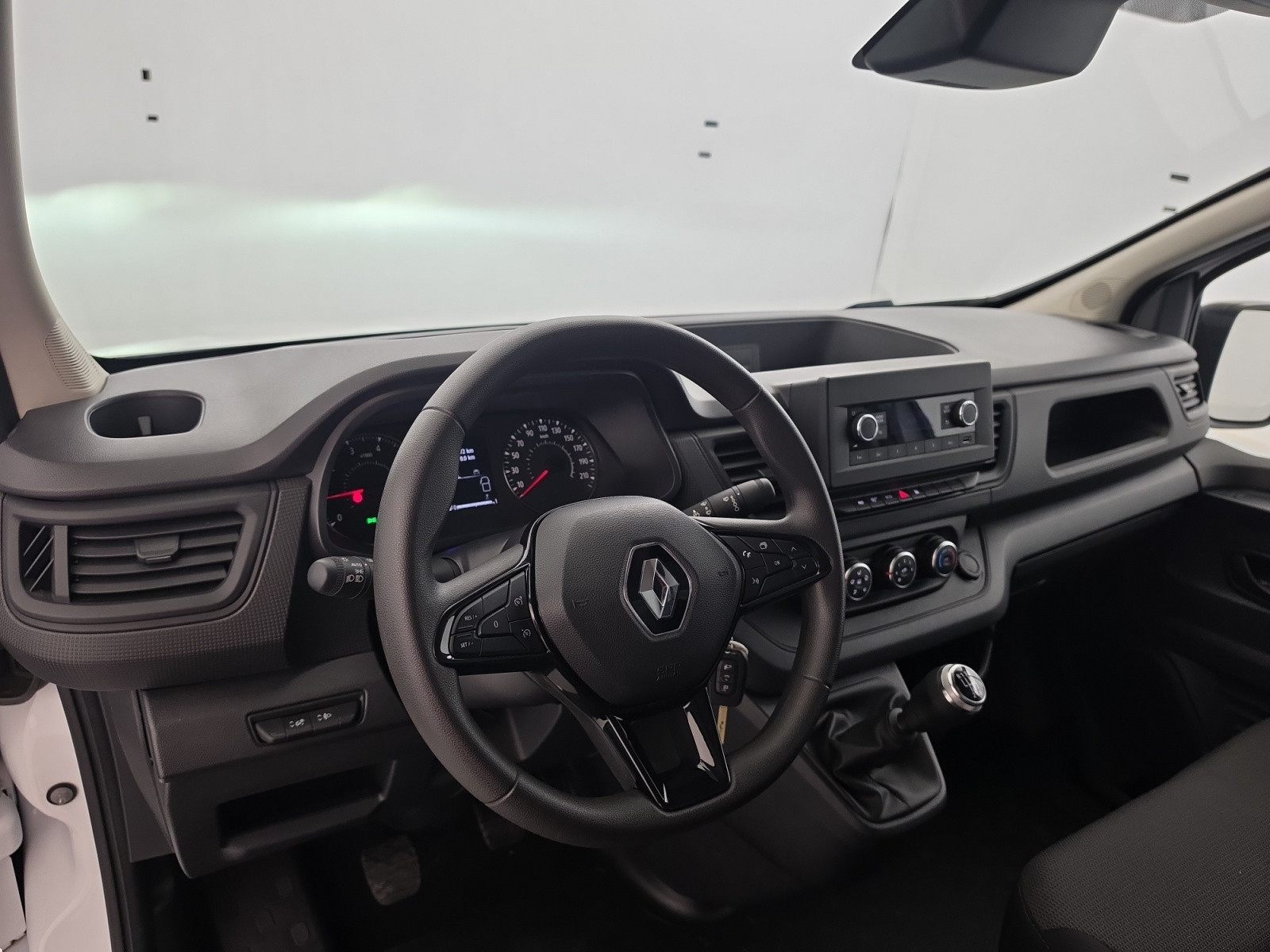 Vente en ligne Renault Trafic 3 Fourgon TRAFIC FGN L1H1 3000 KG BLUE DCI 130 au prix de 22 590 €