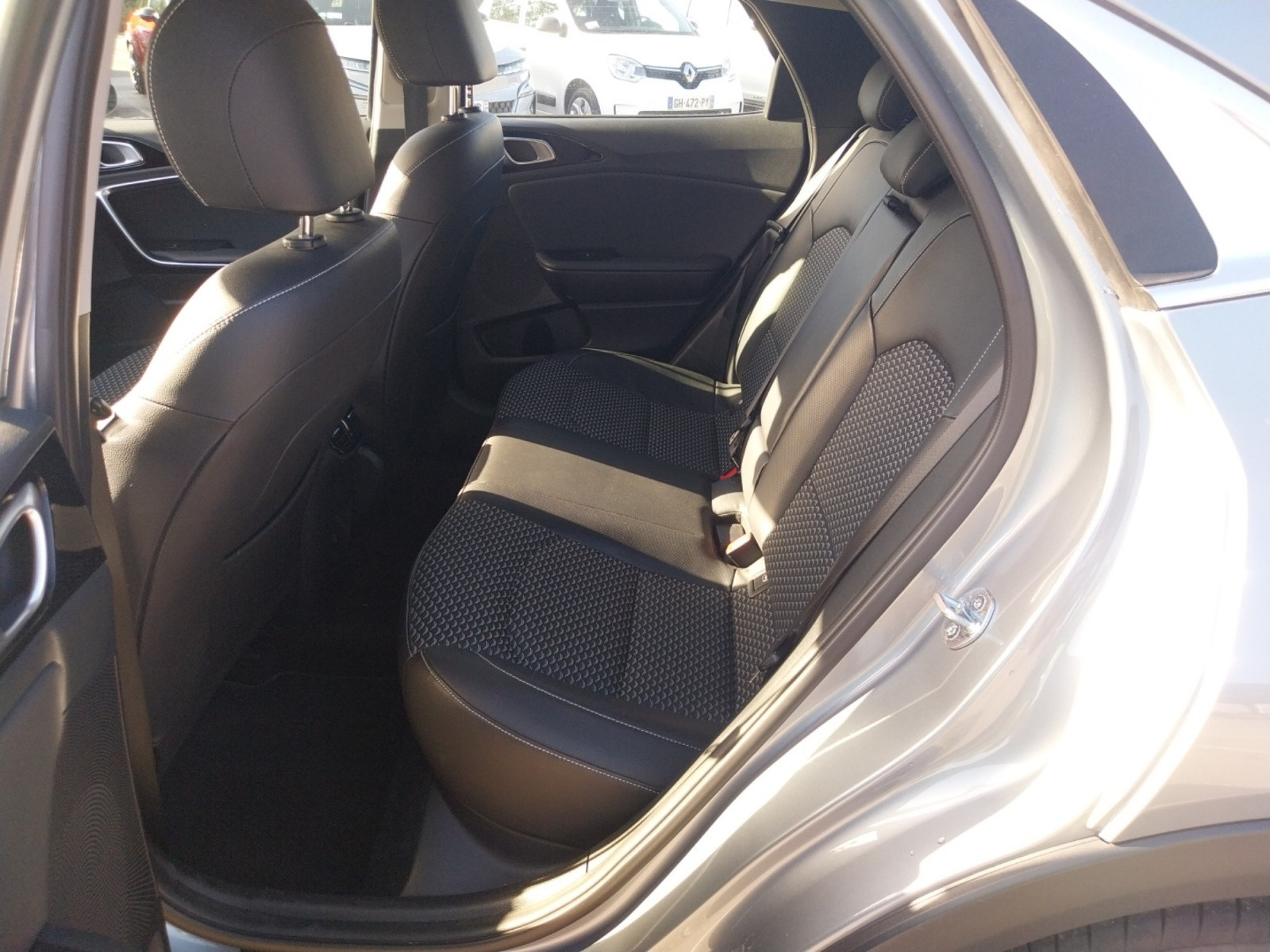 Vente en ligne Kia XCeed XCeed 1.5l T-GDi 160 ch DCT7 au prix de 19 990 €