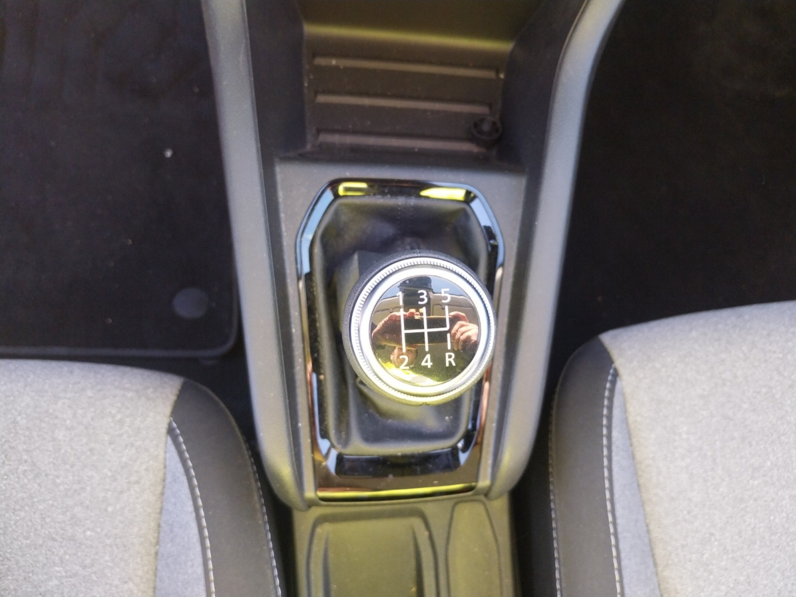 Vente en ligne Renault Clio 5 Clio SCe 65 au prix de 13 290 €