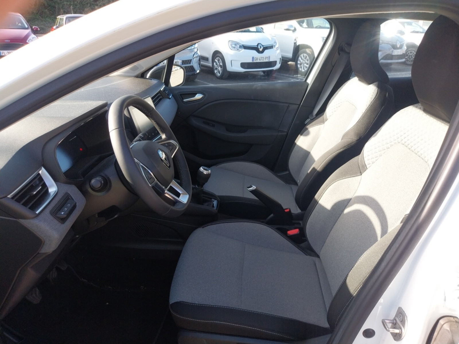 Vente en ligne Renault Clio 5 Clio SCe 65 au prix de 13 290 €