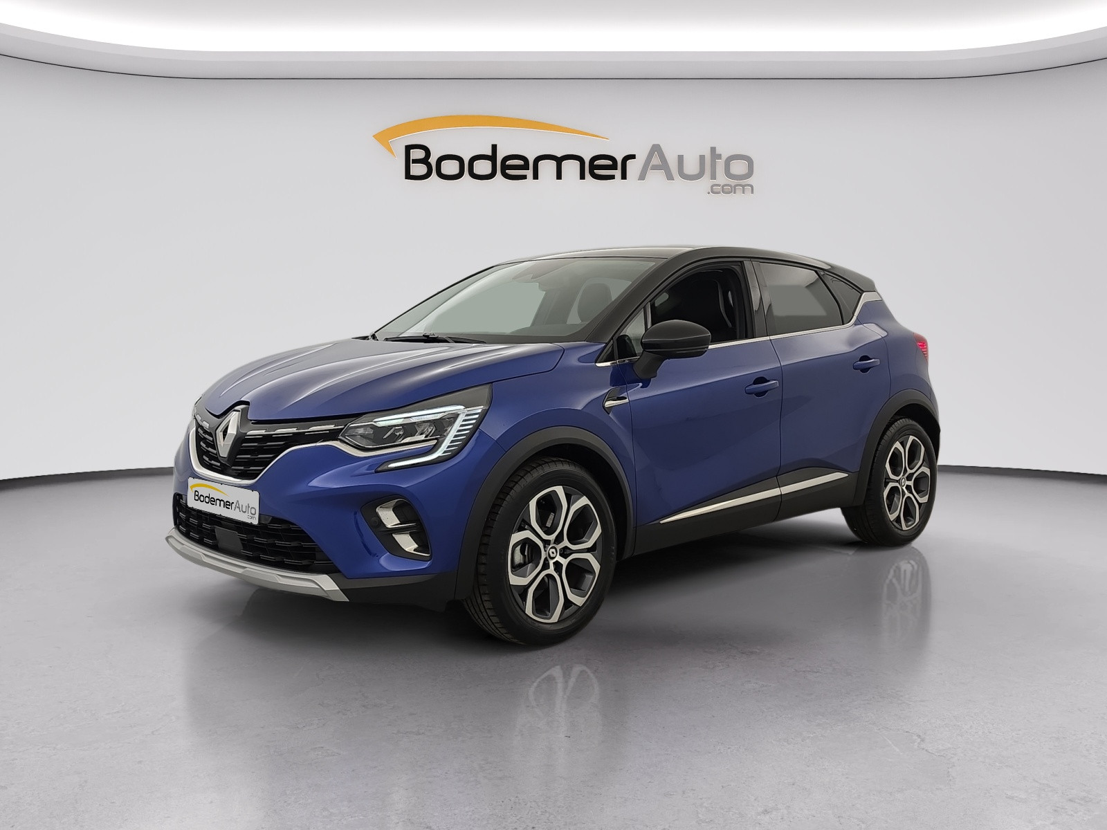 Renault Captur  E-Tech full hybrid 145 occasion de 2023 en vente à Vannes