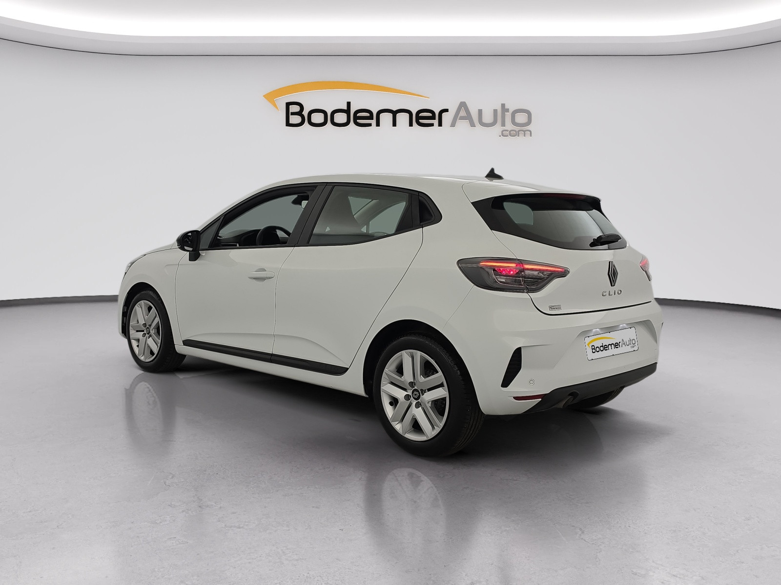 Vente en ligne Renault Clio 5 Clio SCe 65 au prix de 13 290 €