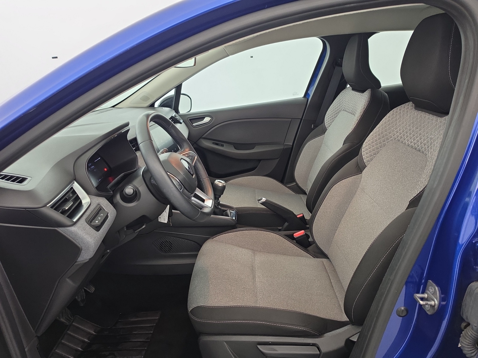 Vente en ligne Renault Clio 5 Clio TCe 90 au prix de 15 290 €