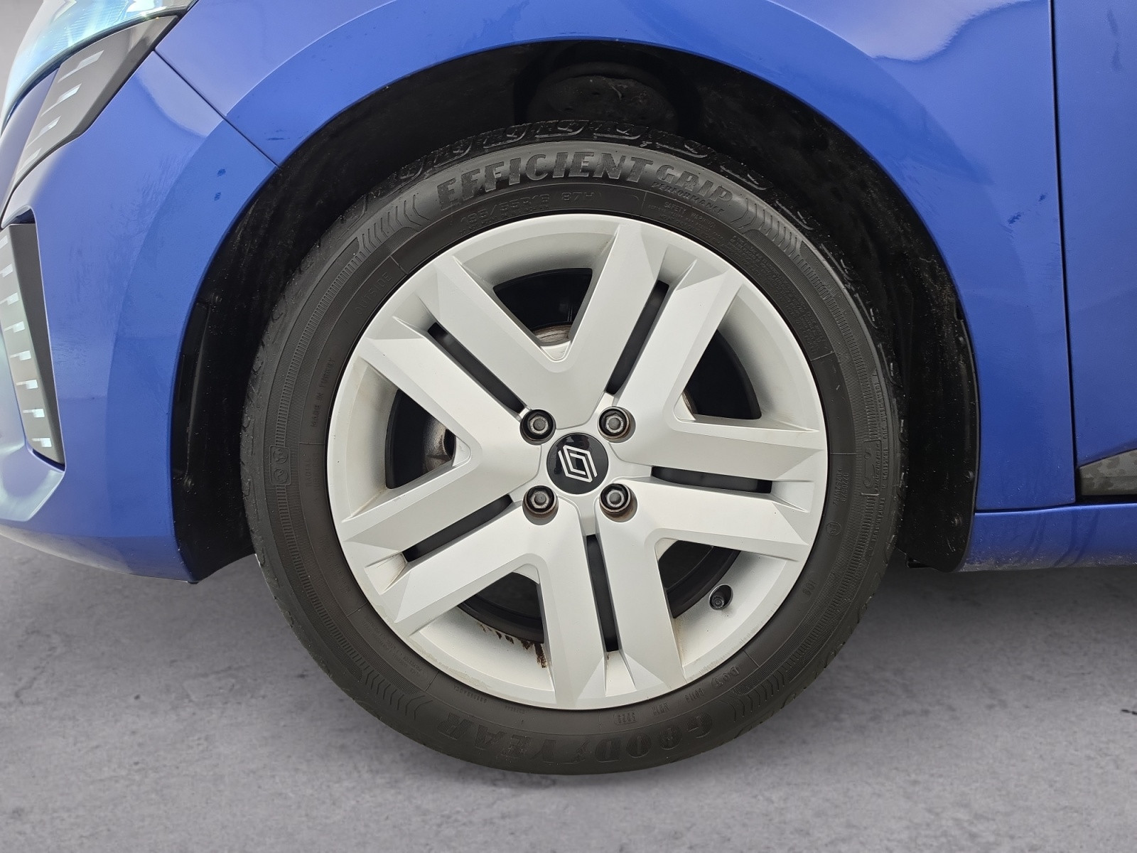 Vente en ligne Renault Clio 5 Clio TCe 90 au prix de 15 290 €
