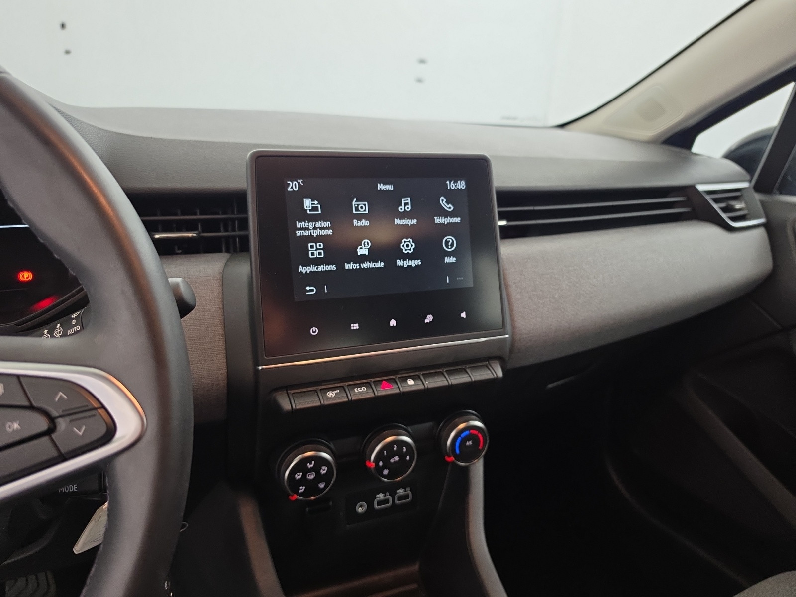 Vente en ligne Renault Clio 5 Clio TCe 90 au prix de 15 290 €