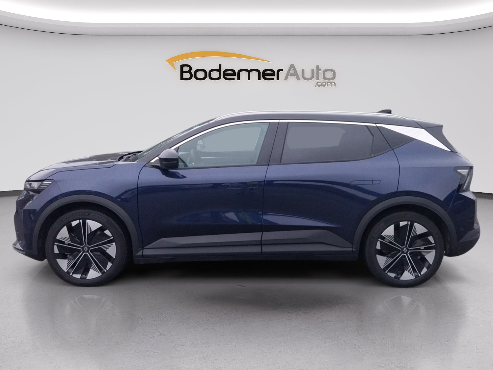 Vente en ligne Renault Scenic E-Tech Scenic E-Tech électrique 220 ch grande autonomie au prix de 37 990 €