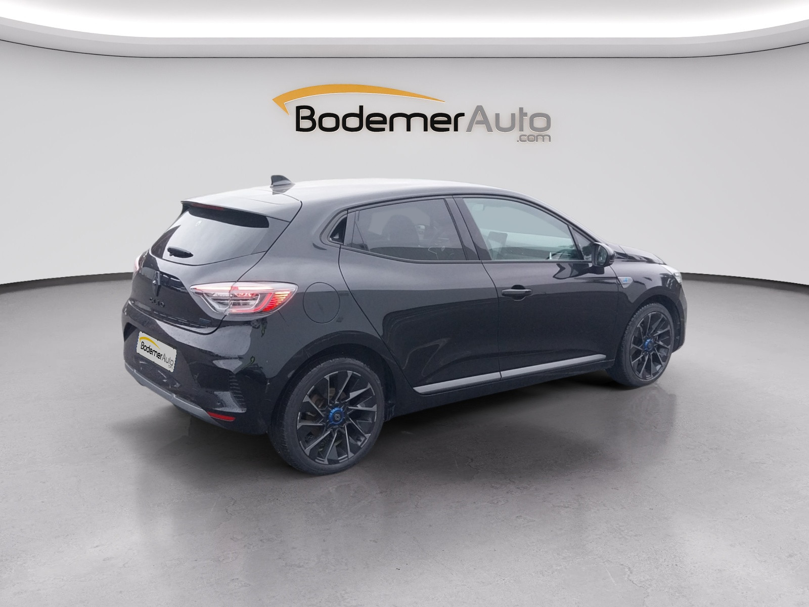 Vente en ligne Renault Clio 5 Clio E-Tech full hybrid 145 ch GSR2 au prix de 21 590 €