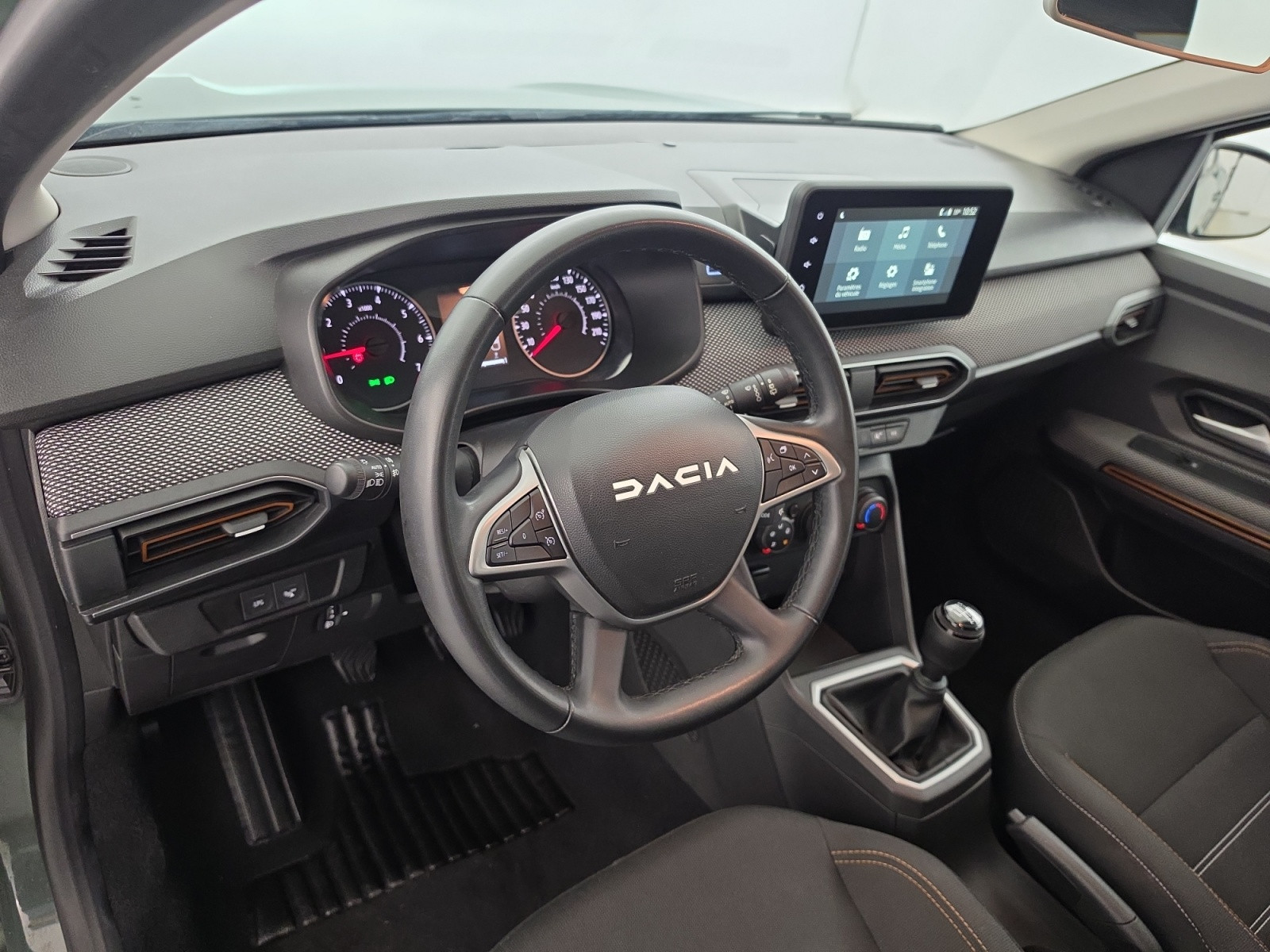 Vente en ligne Dacia Sandero  ECO-G 100 au prix de 14 990 €