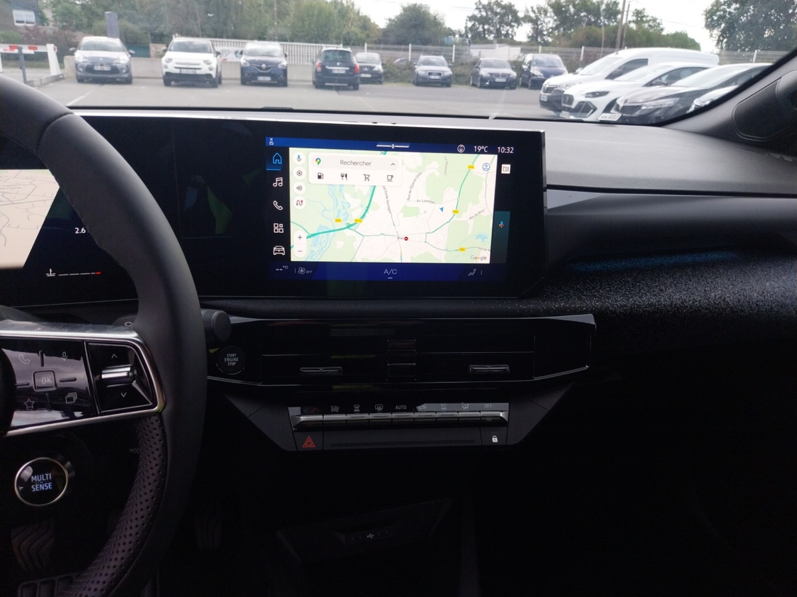 Vente en ligne Renault Clio 6 Clio TCe 115 ch au prix de 21 990 €