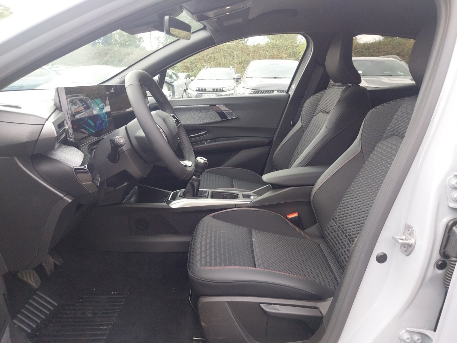 Vente en ligne Renault Clio 6 Clio TCe 115 ch au prix de 21 990 €