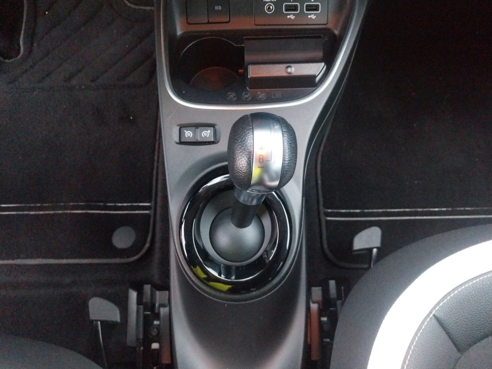 Vente en ligne Renault Twingo Electrique Twingo III E-Tech au prix de 14 990 €
