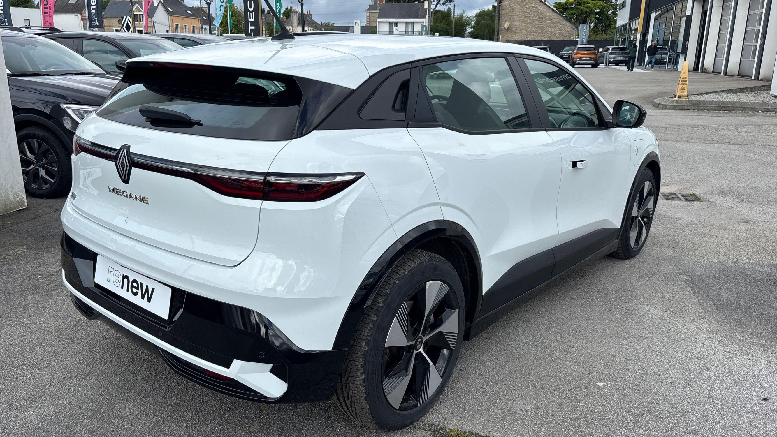 Vente en ligne Renault Megane E-Tech  EV60 220 ch super charge au prix de 22 690 €