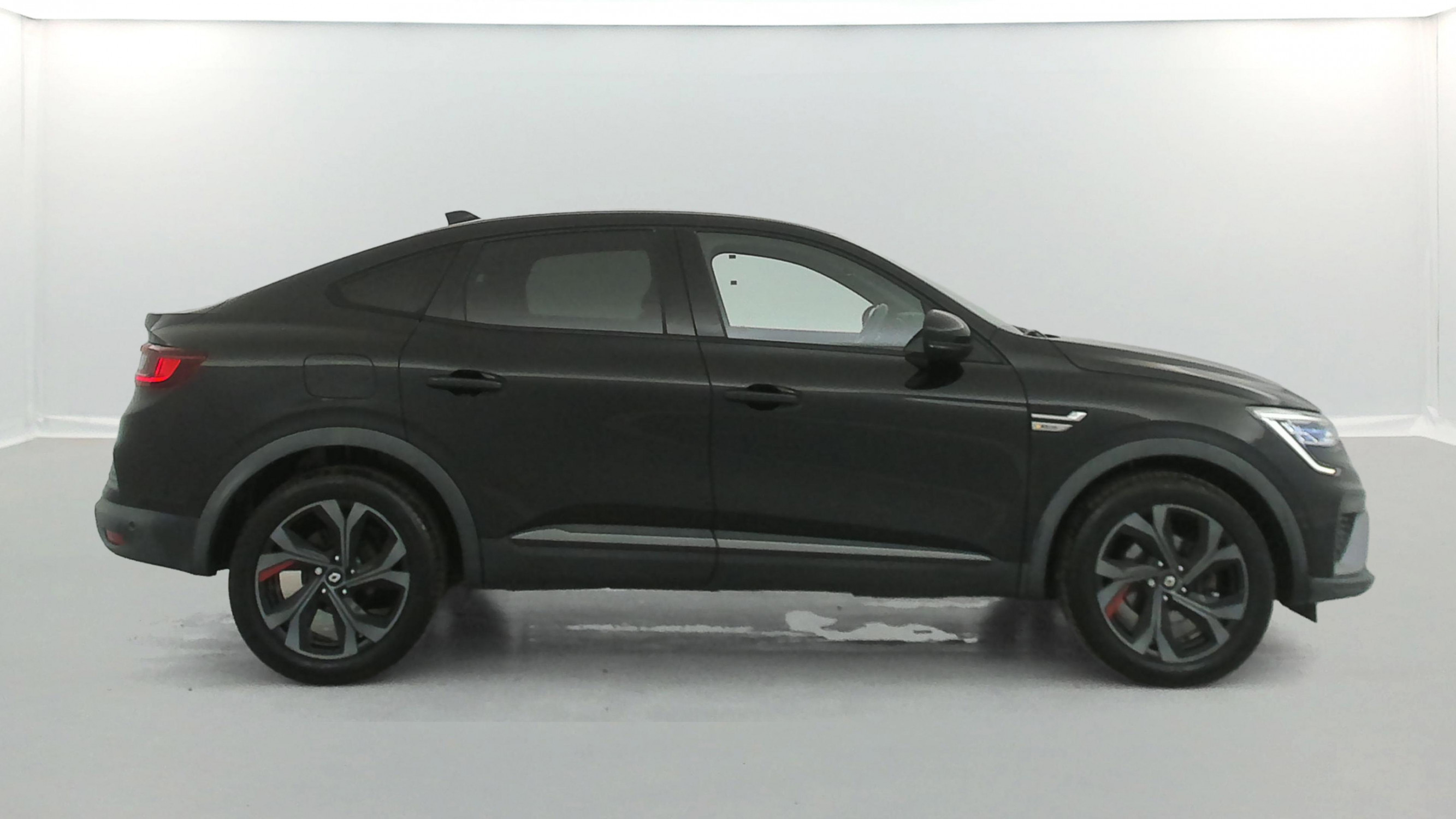 Vente en ligne Renault Arkana  E-Tech 145 - 21B au prix de 20 690 €