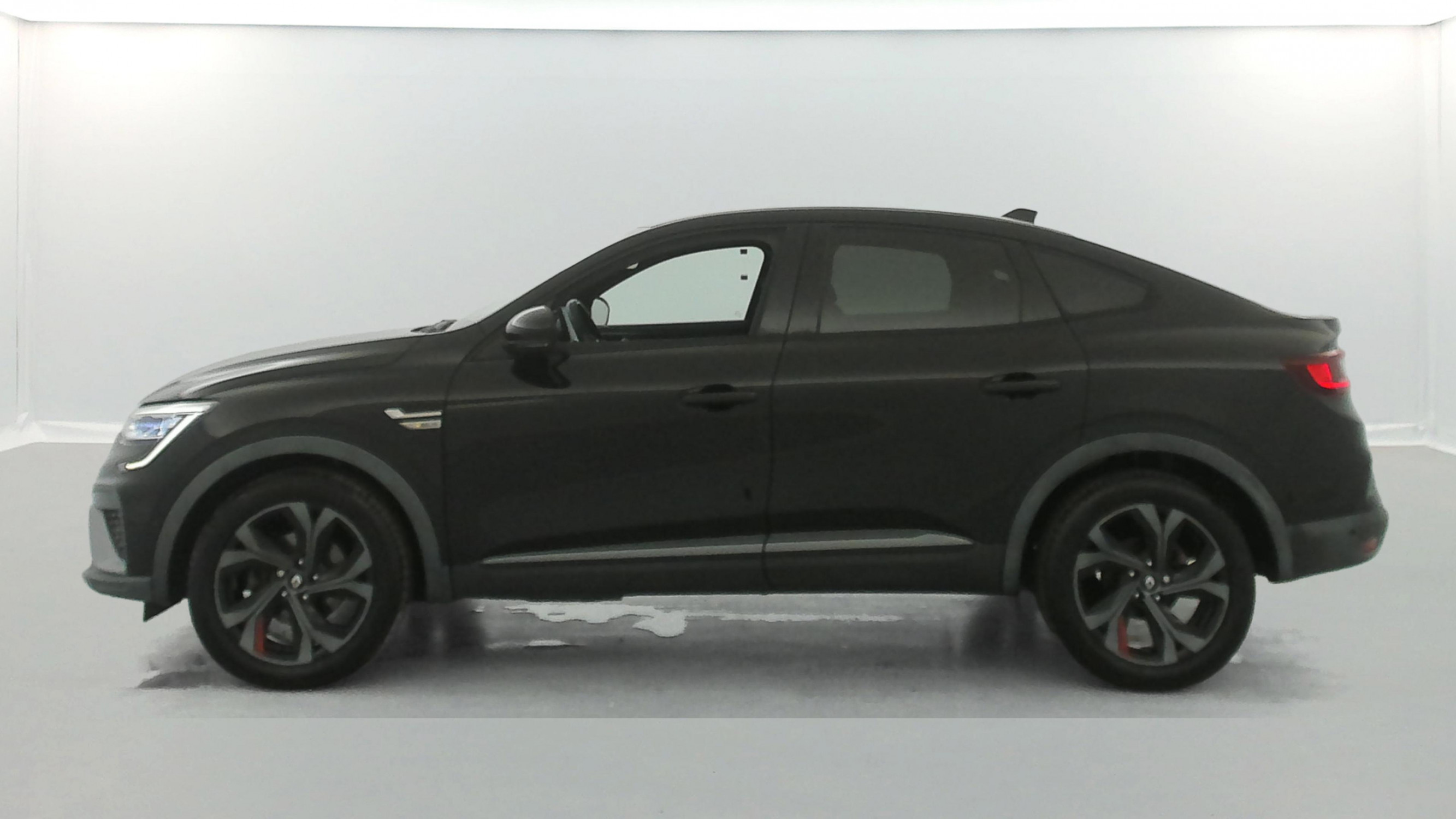 Vente en ligne Renault Arkana  E-Tech 145 - 21B au prix de 20 690 €