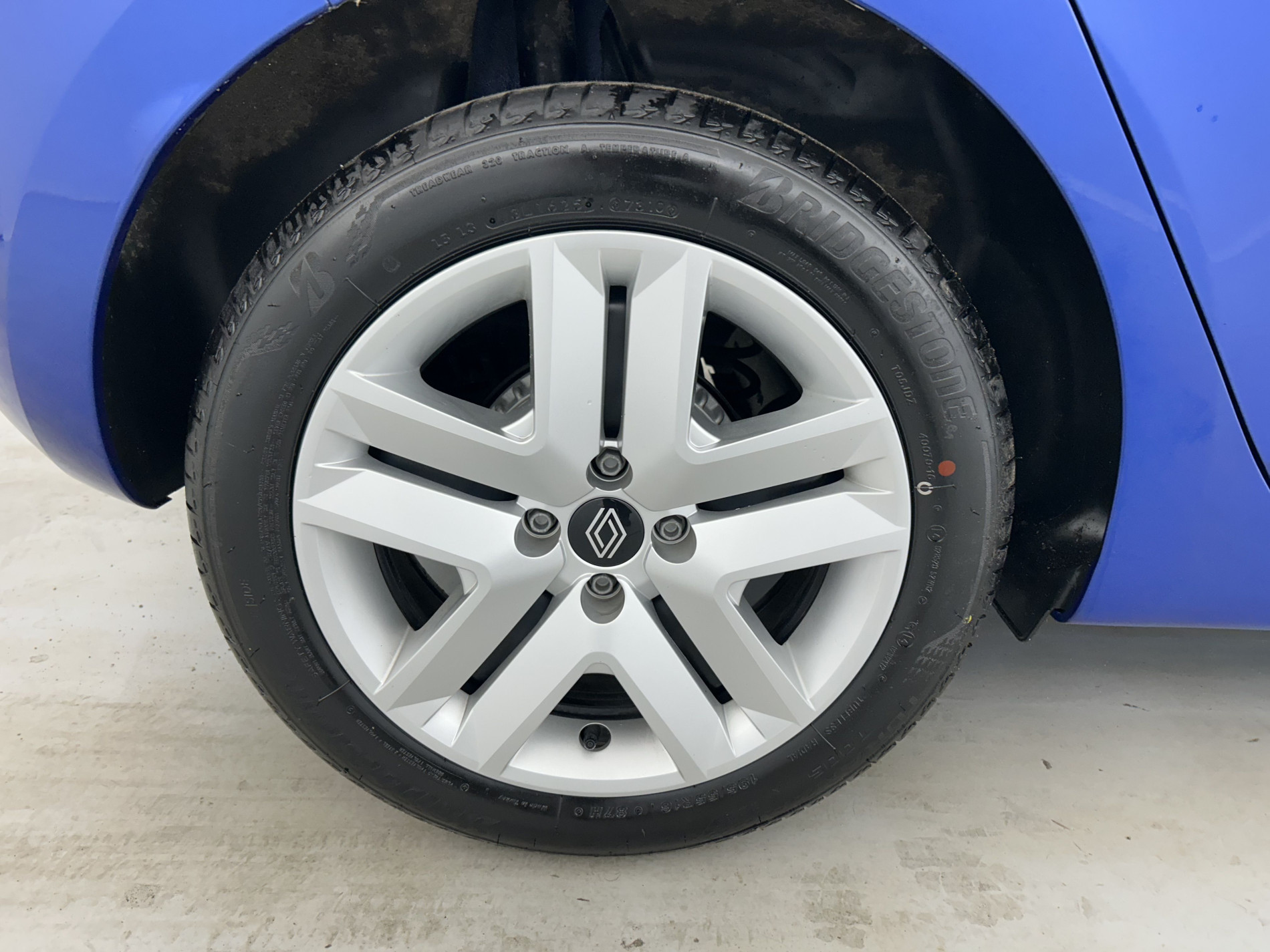 Vente en ligne Renault Clio 5 Clio TCe 90 ch GSR2 au prix de 15 990 €