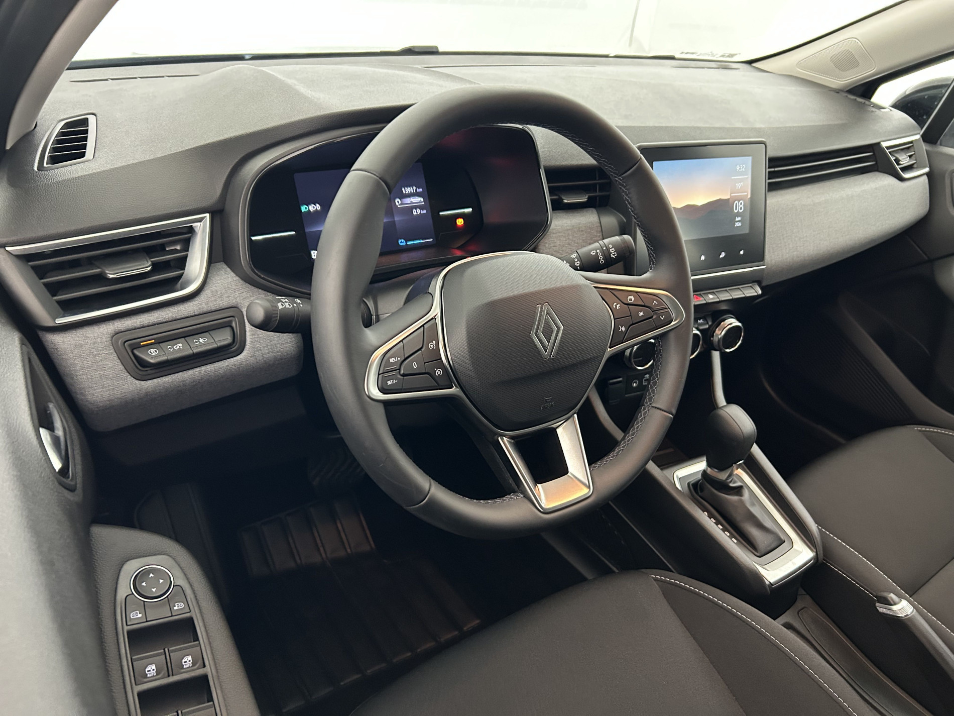Vente en ligne Renault Clio 5 Clio E-Tech full hybrid 145 ch GSR2 au prix de 18 790 €