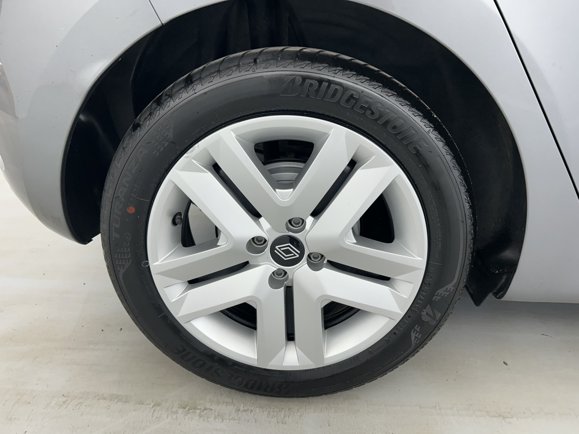 Vente en ligne Renault Clio 5 Clio E-Tech full hybrid 145 ch GSR2 au prix de 18 790 €